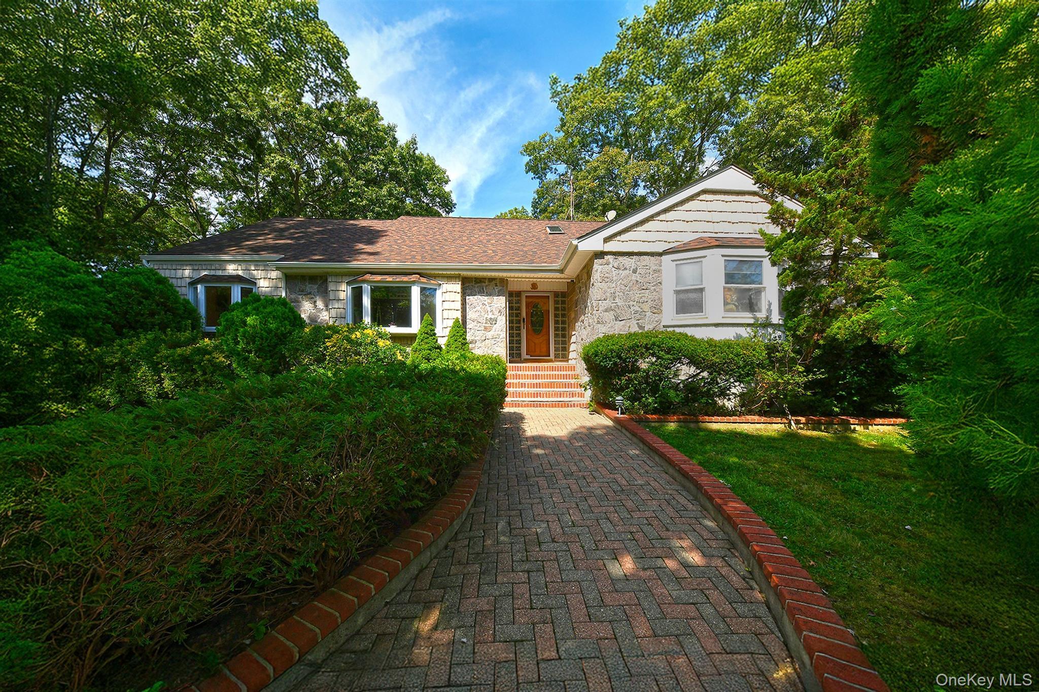 Single Family Village Hill Drive Suffolk County, NY 11746, MLS-1049094-5