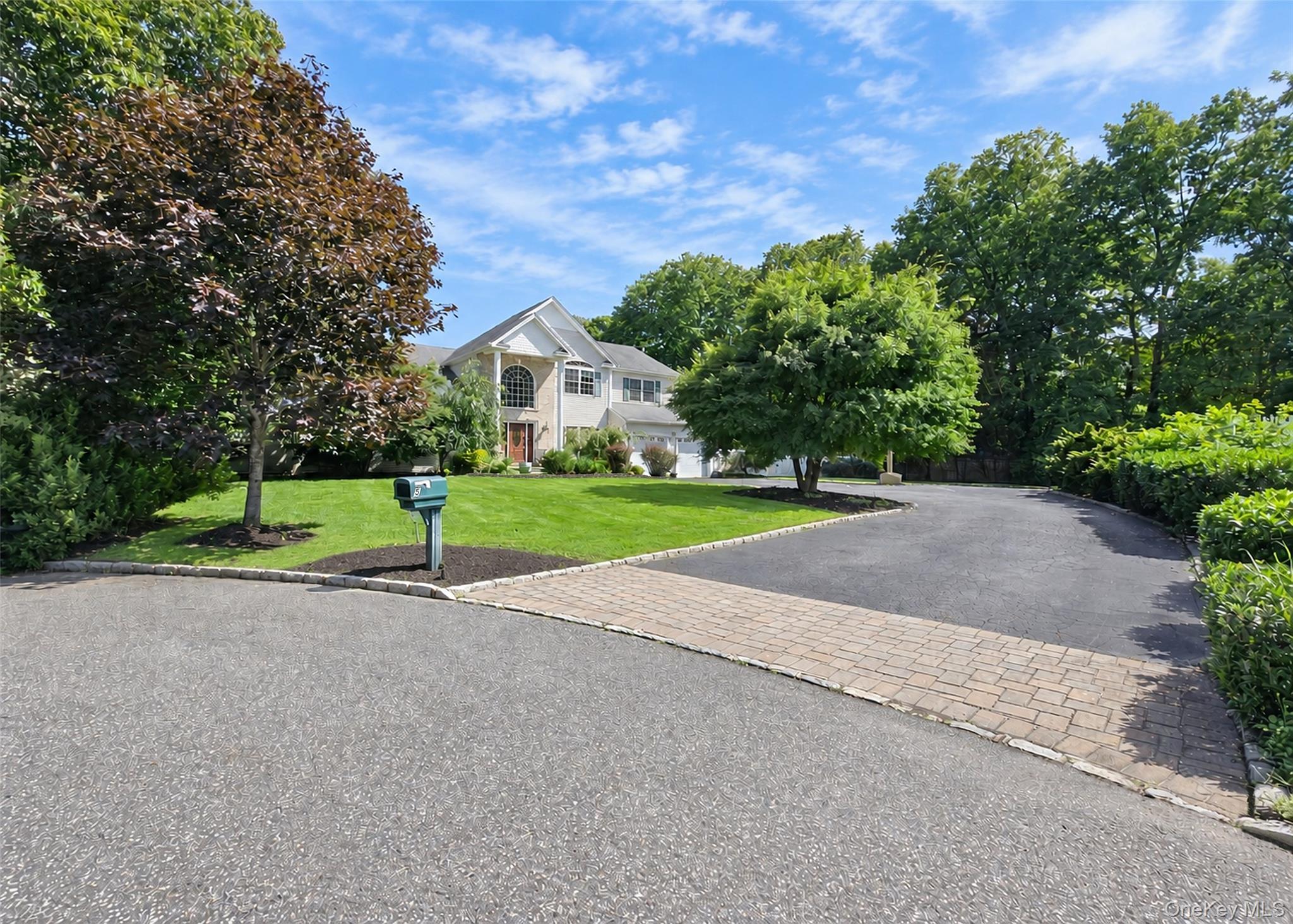Single Family Keystone Court  Suffolk County, NY 11787, MLS-1049096-3
