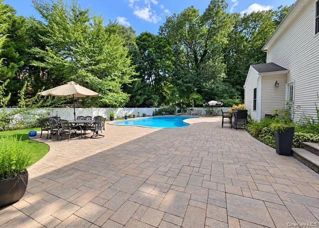 Single Family Keystone Court  Suffolk County, NY 11787, MLS-1049096-34