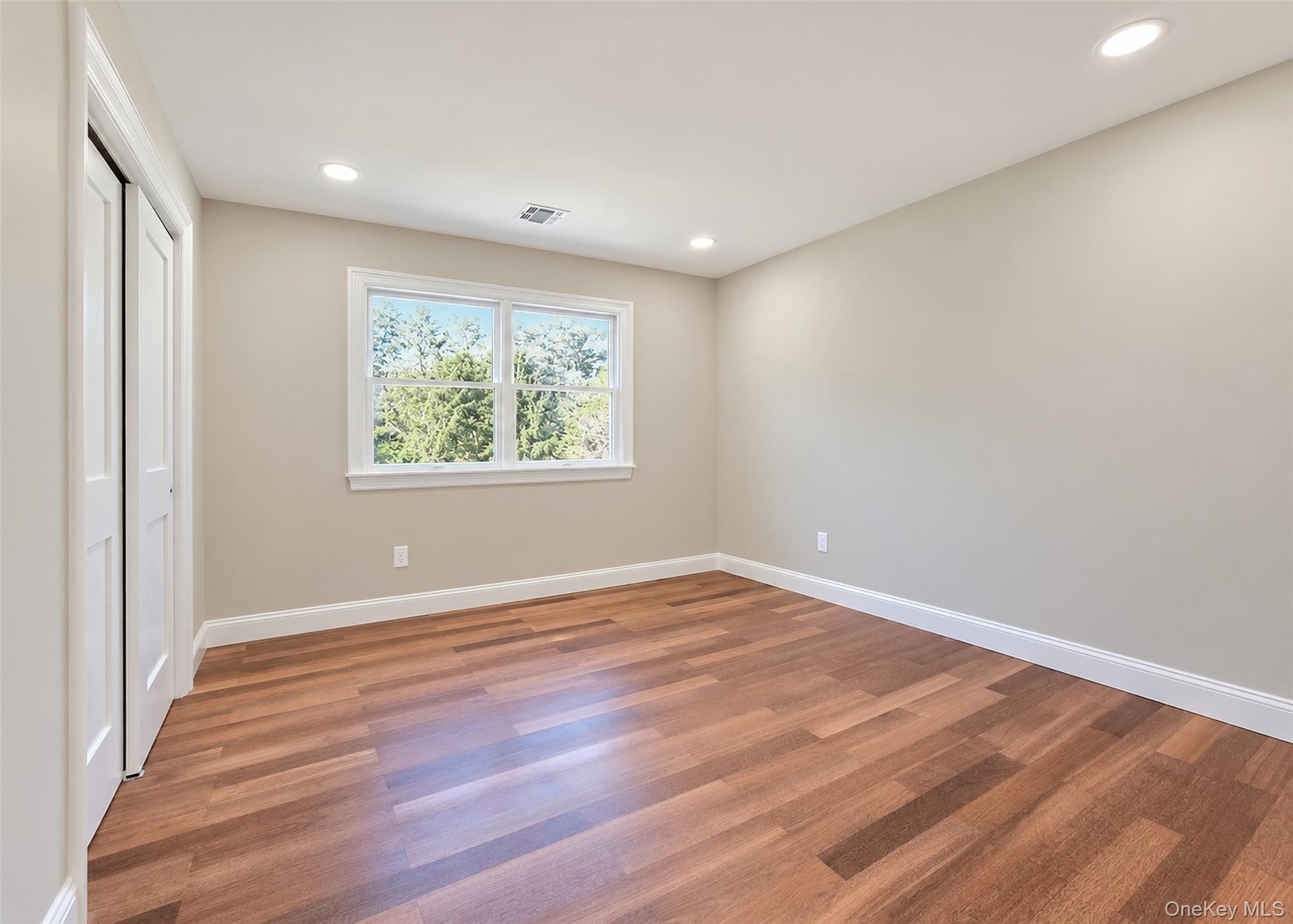 Single Family Victoria Lane Suffolk County, NY 11949, MLS-1049098-30