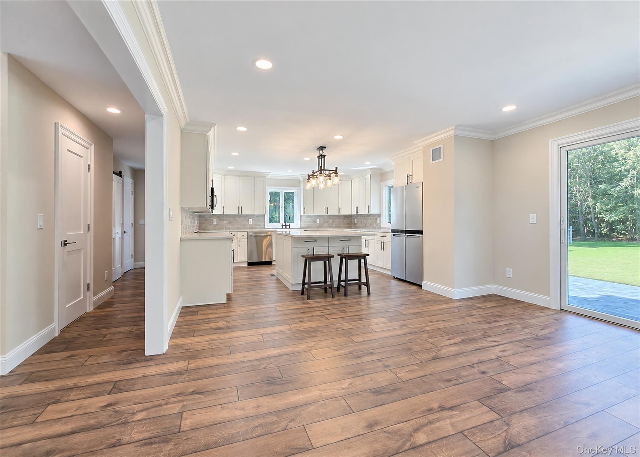 Single Family Victoria Lane Suffolk County, NY 11949, MLS-1049098-7