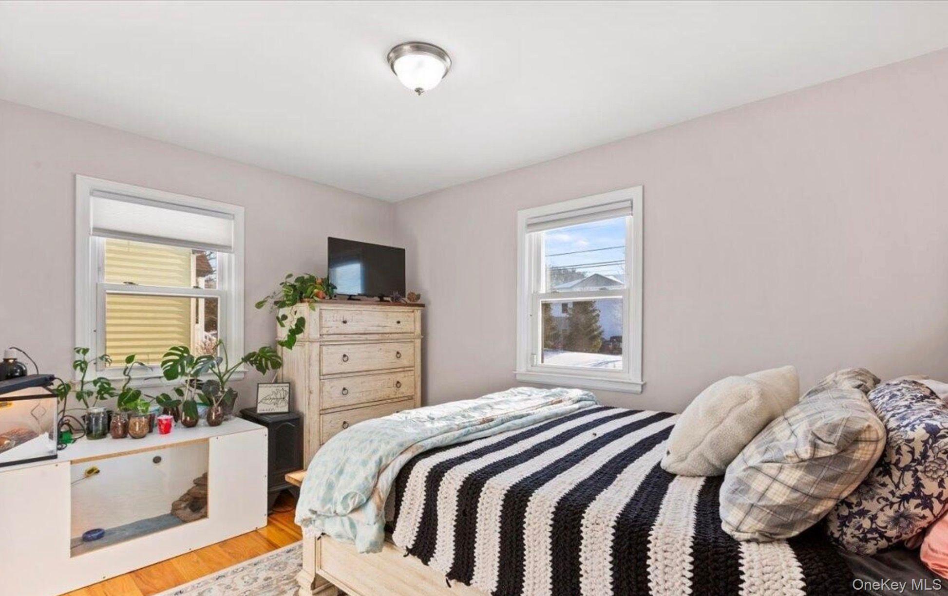 Single Family Park Avenue, Schenectady Out Of Area, NY 12304, MLS-1049111-14