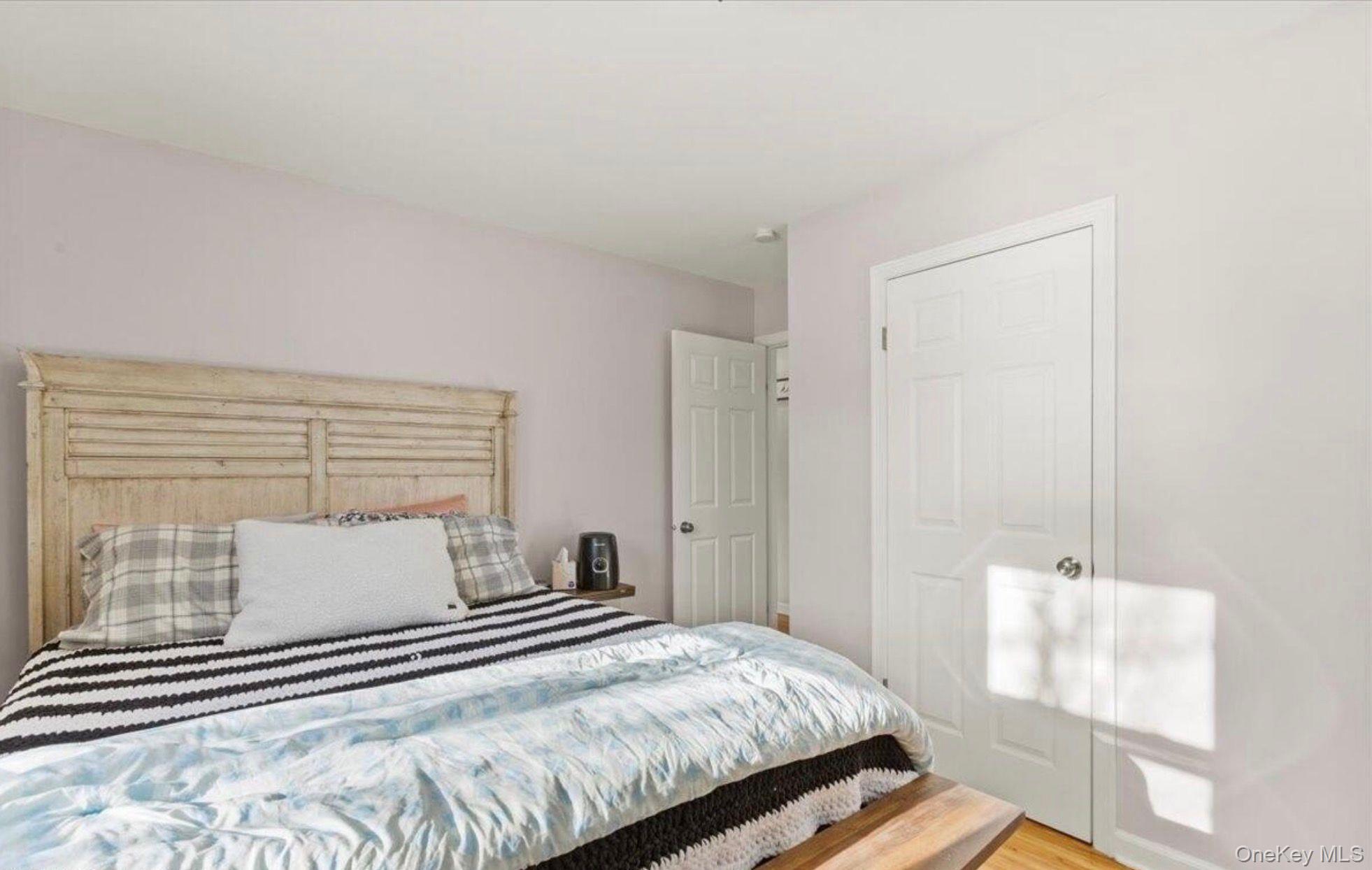 Single Family Park Avenue, Schenectady Out Of Area, NY 12304, MLS-1049111-17