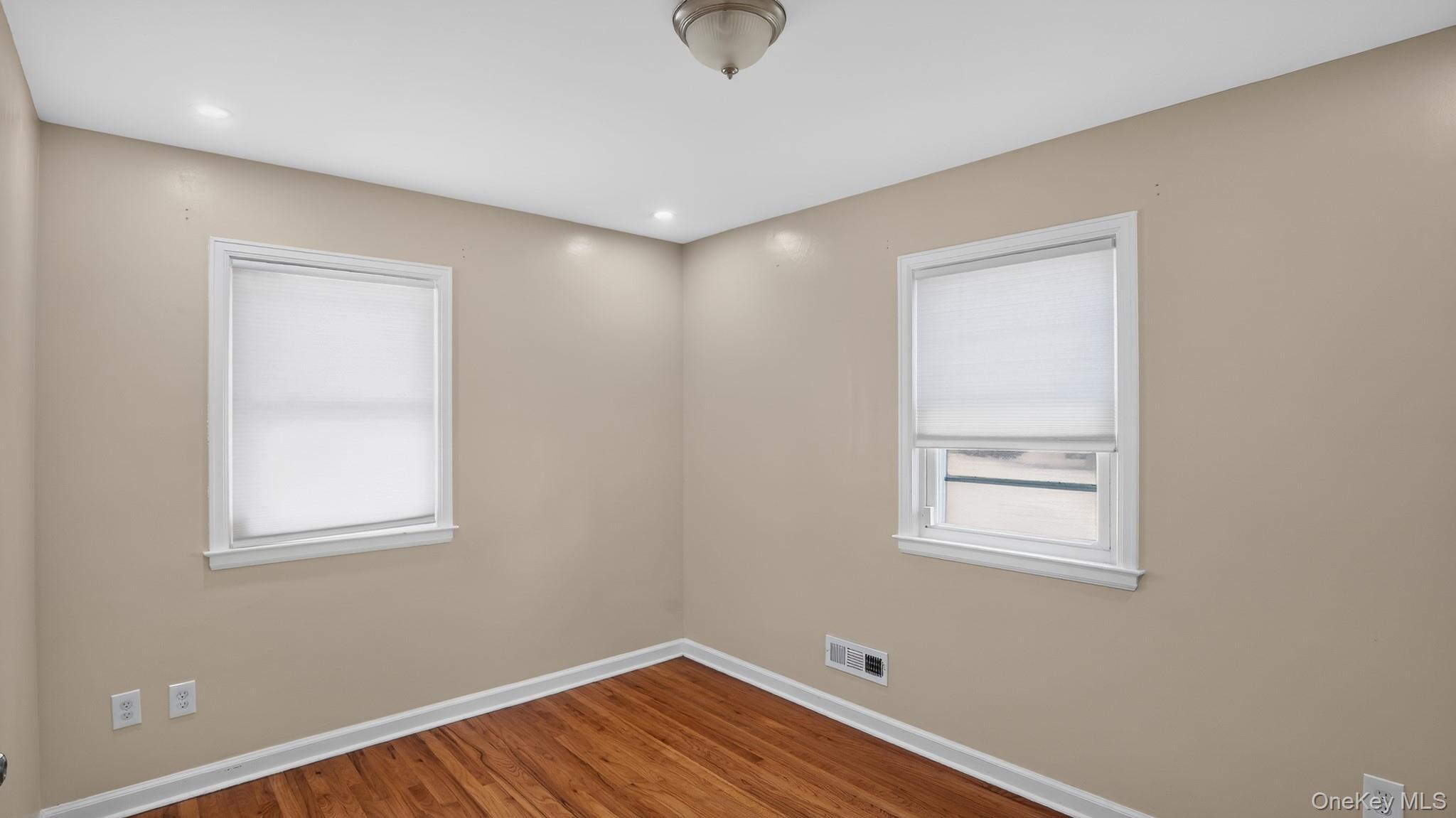 Single Family Park Avenue, Schenectady Out Of Area, NY 12304, MLS-1049111-18