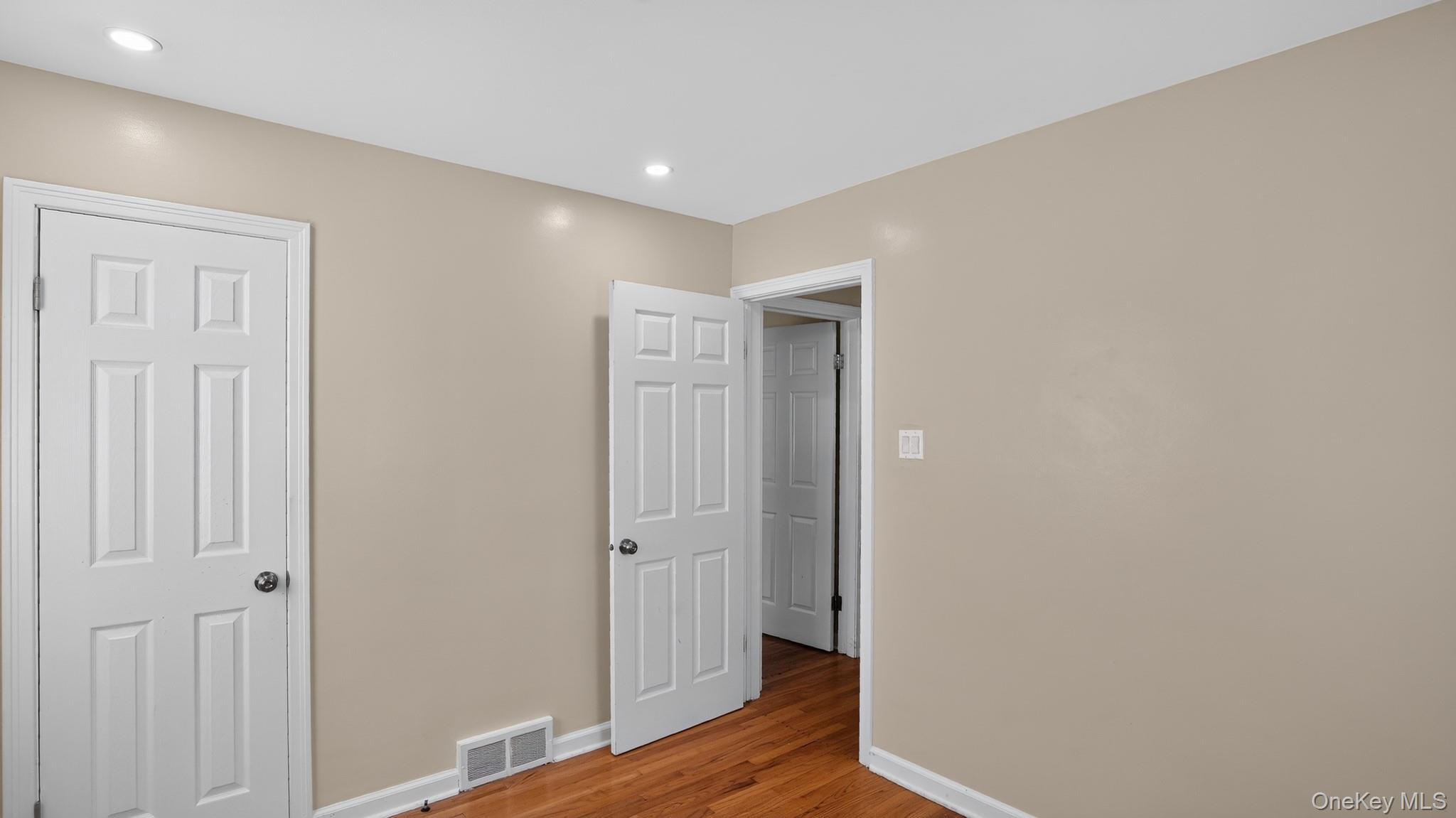 Single Family Park Avenue, Schenectady Out Of Area, NY 12304, MLS-1049111-19