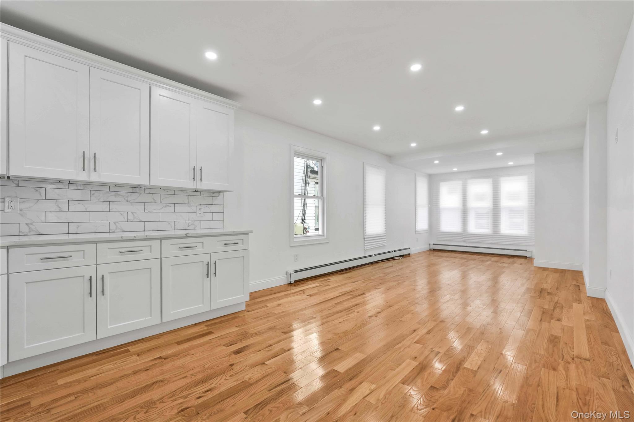 Single Family 115th Avenue Queens, NY 11436, MLS-1049113-6
