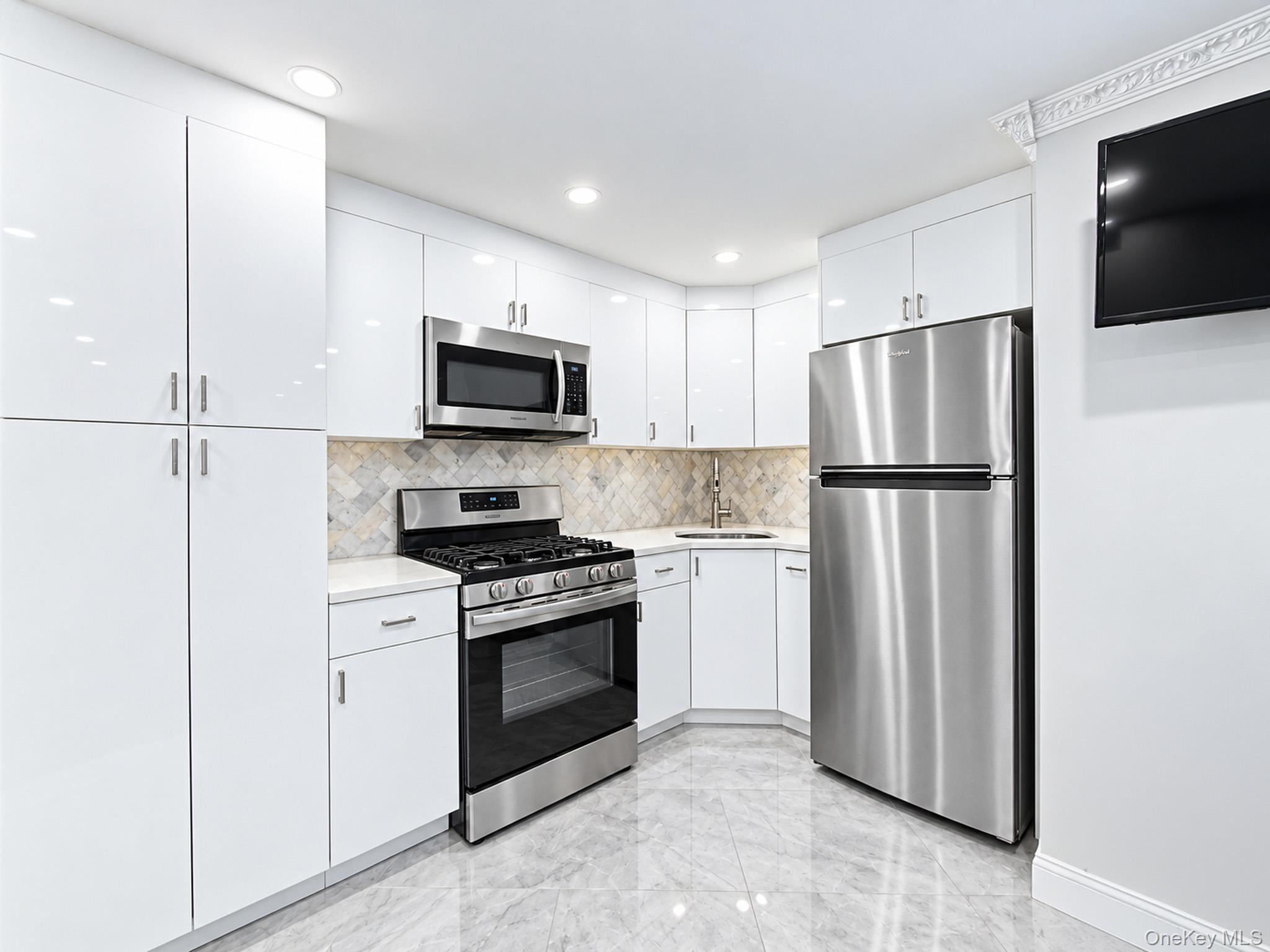Single Family 64th Road Queens, NY 11374, MLS-1049116-18