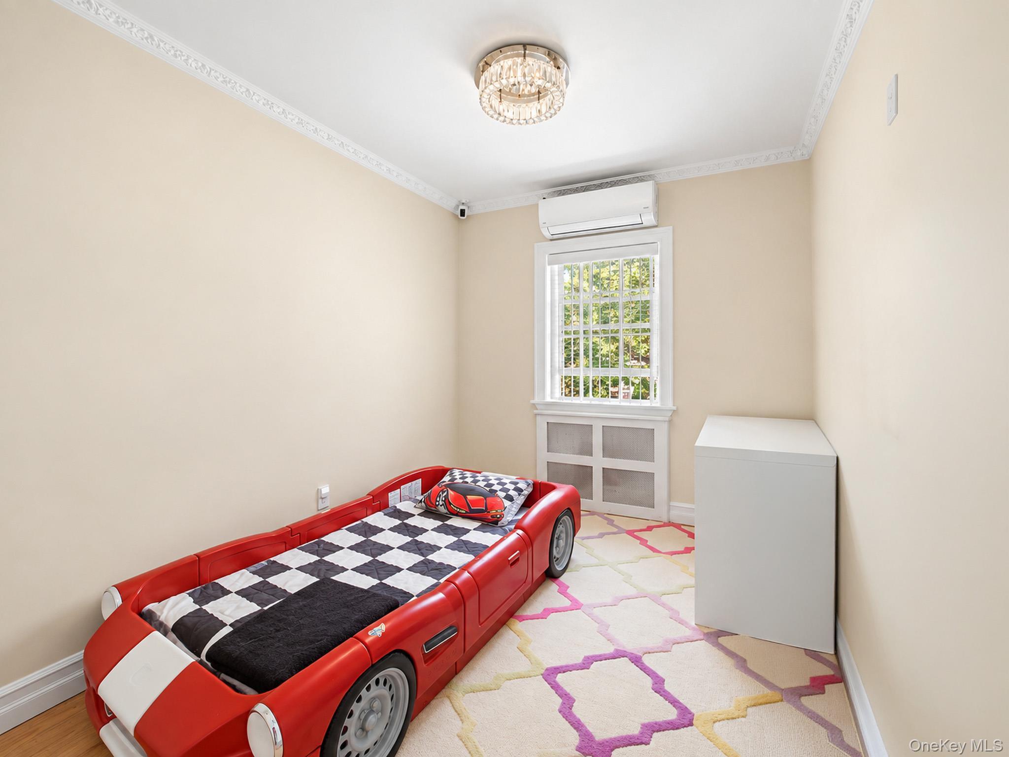 Single Family 64th Road Queens, NY 11374, MLS-1049116-27