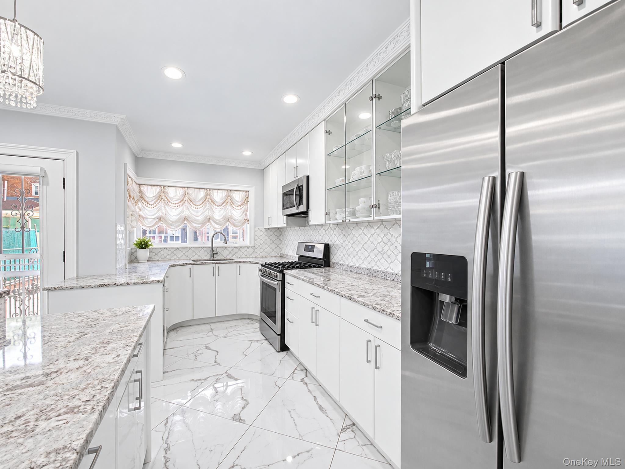 Single Family 64th Road Queens, NY 11374, MLS-1049116-9