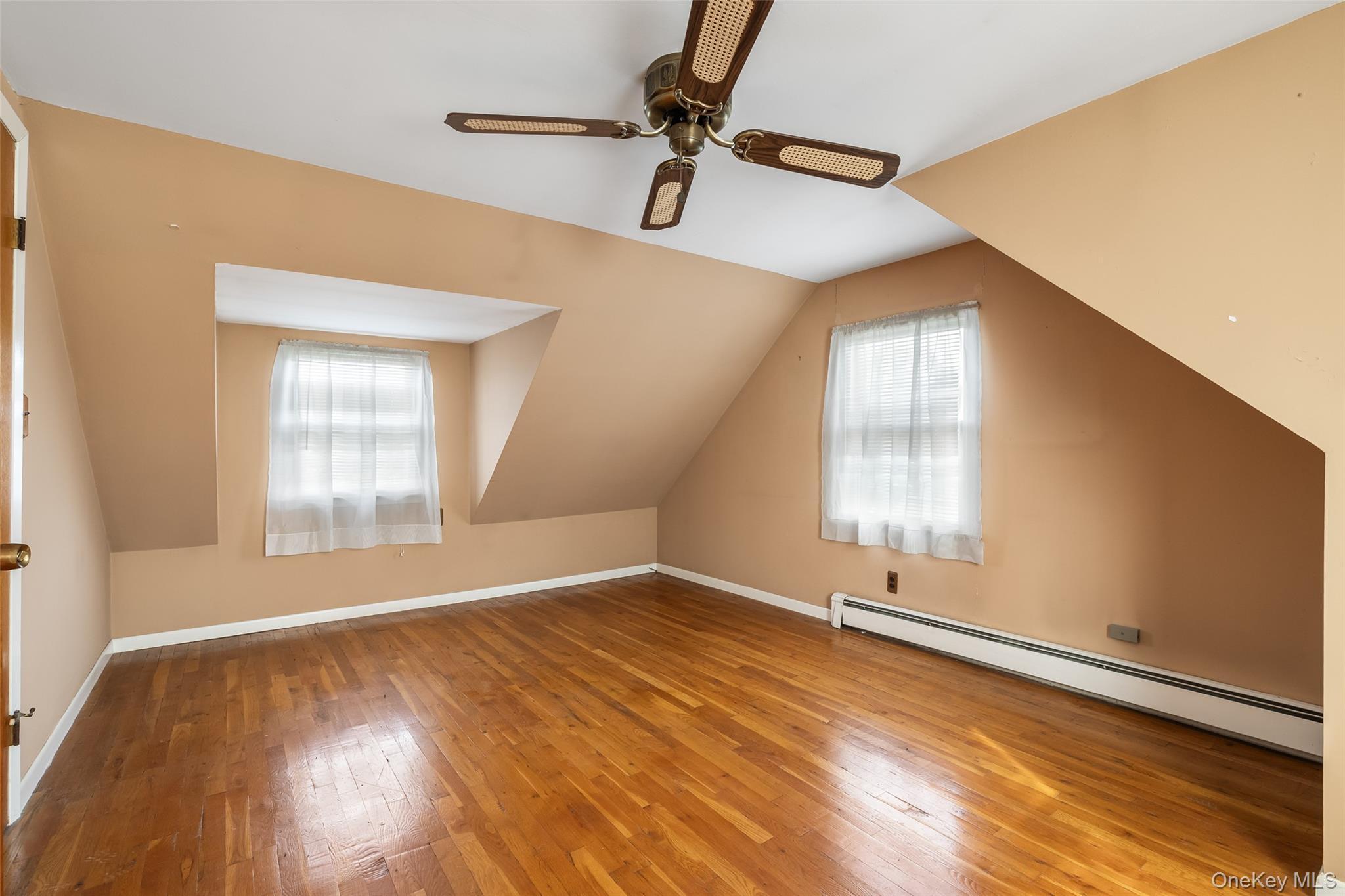 Single Family Woodbine Drive E Nassau County, NY 11801, MLS-1049130-21