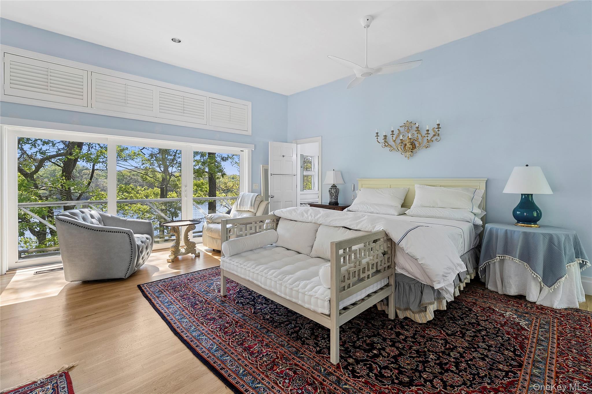 Single Family Lake View Ct  Suffolk County, NY 11968, MLS-1049133-11