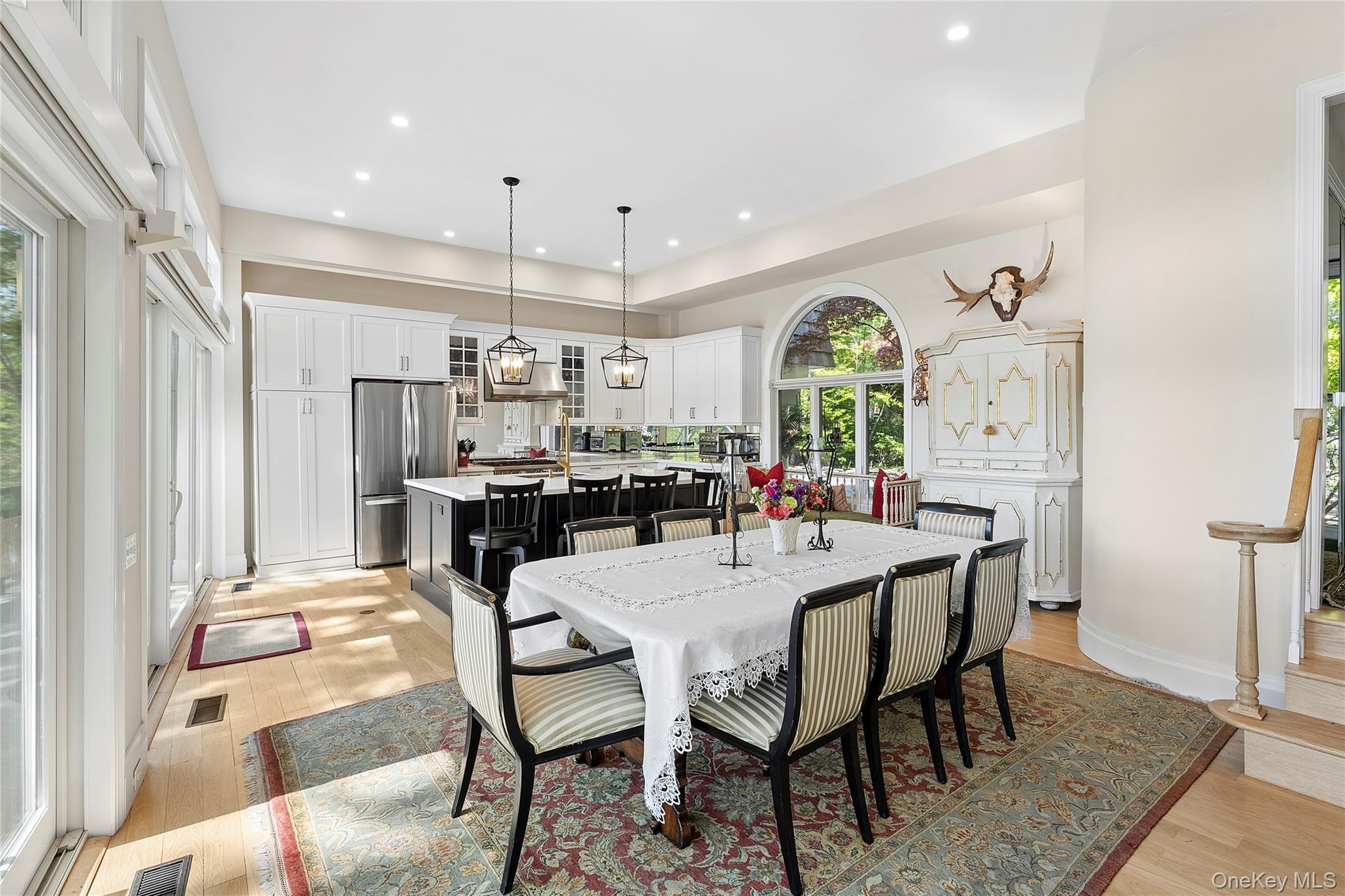 Single Family Lake View Ct  Suffolk County, NY 11968, MLS-1049133-9