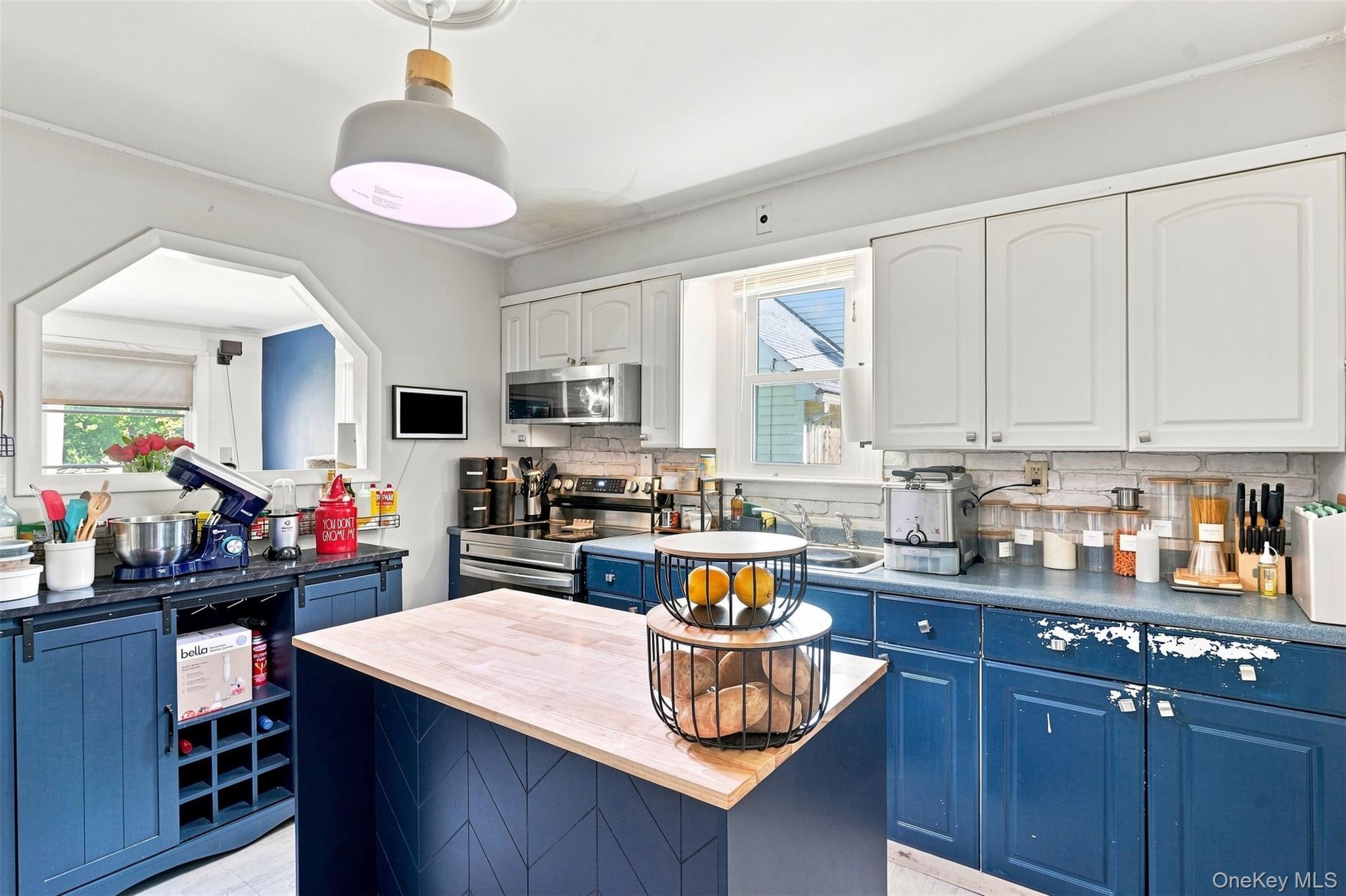 Single Family Underhill Avenue  Dutchess County, NY 12601, MLS-1049141-14
