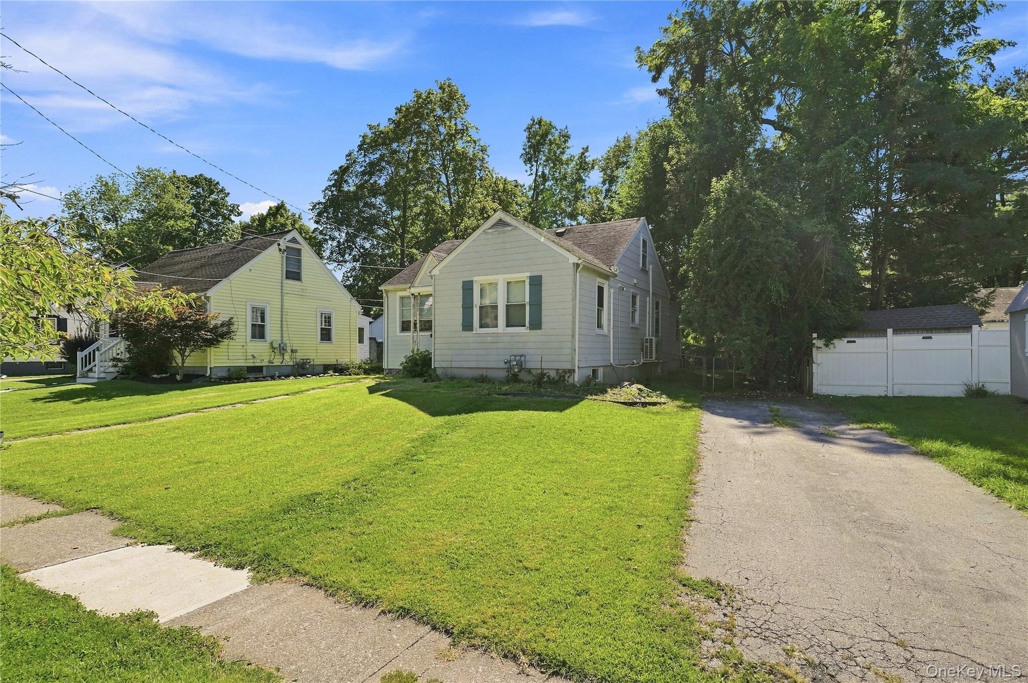 Single Family Underhill Avenue  Dutchess County, NY 12601, MLS-1049141-23