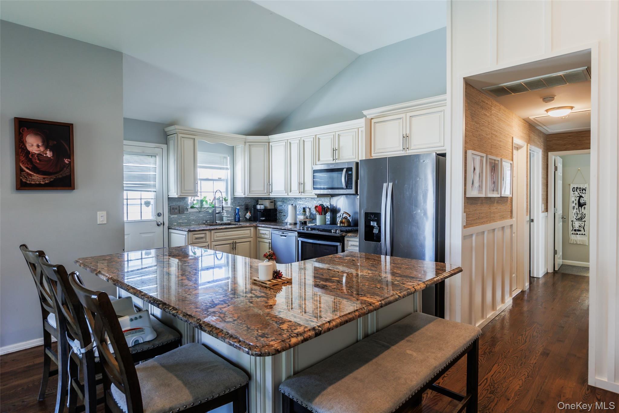 Single Family Myrtle Avenue Suffolk County, NY 11795, MLS-1049150-5