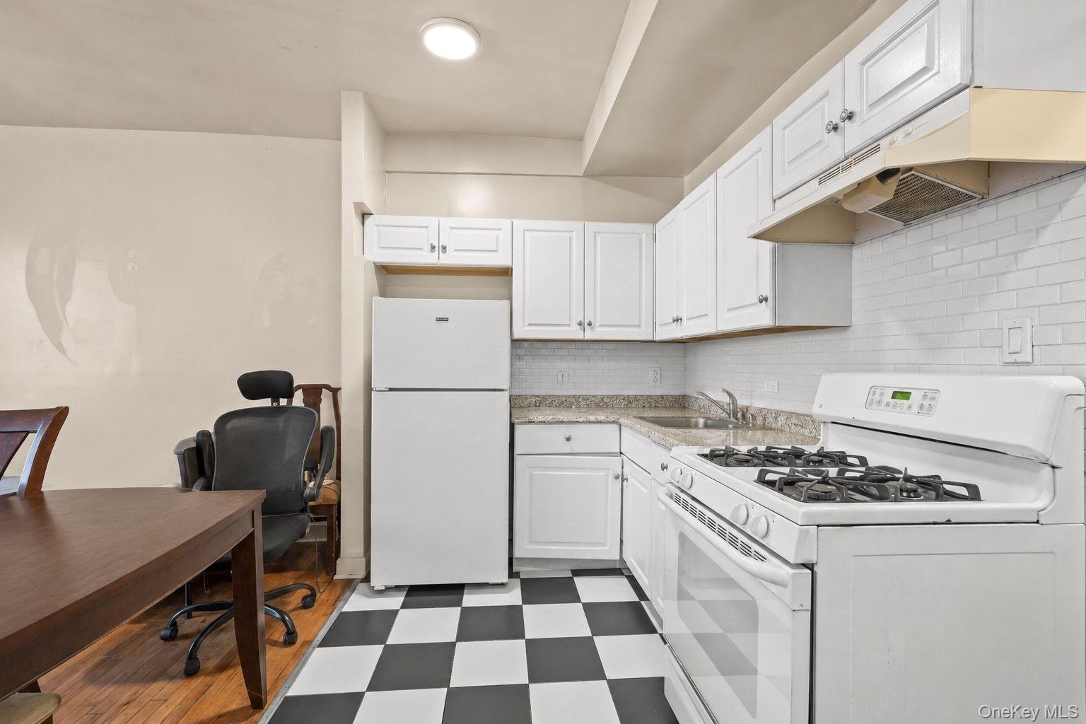 Single Family Quentin Road  Brooklyn, NY 11223, MLS-1049154-28
