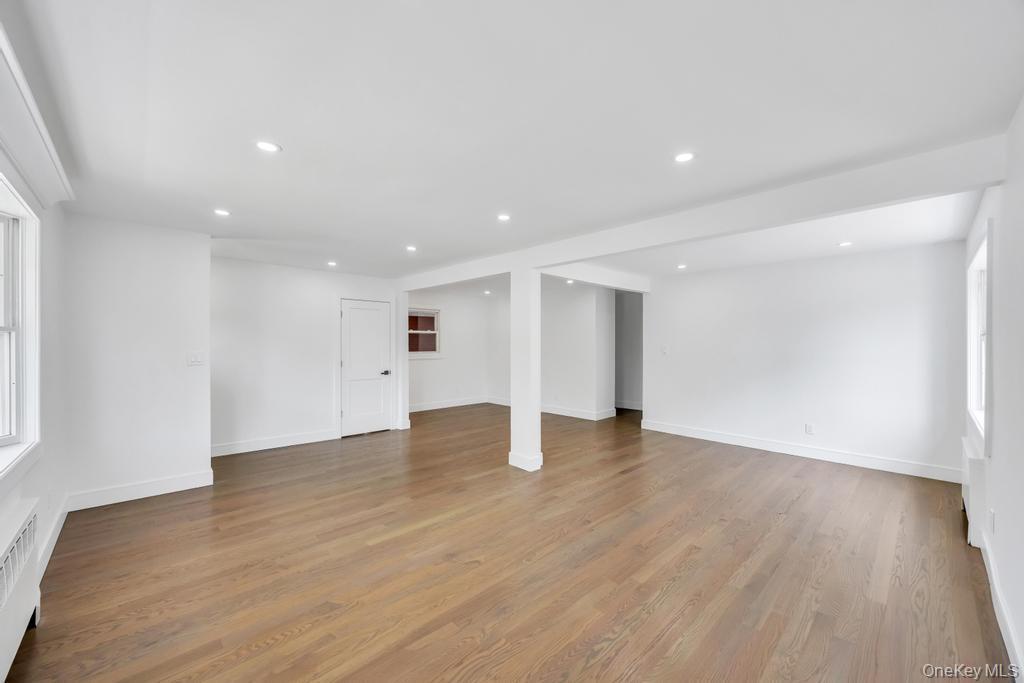 Single Family Neptune Avenue Nassau County, NY 11783, MLS-1049160-20