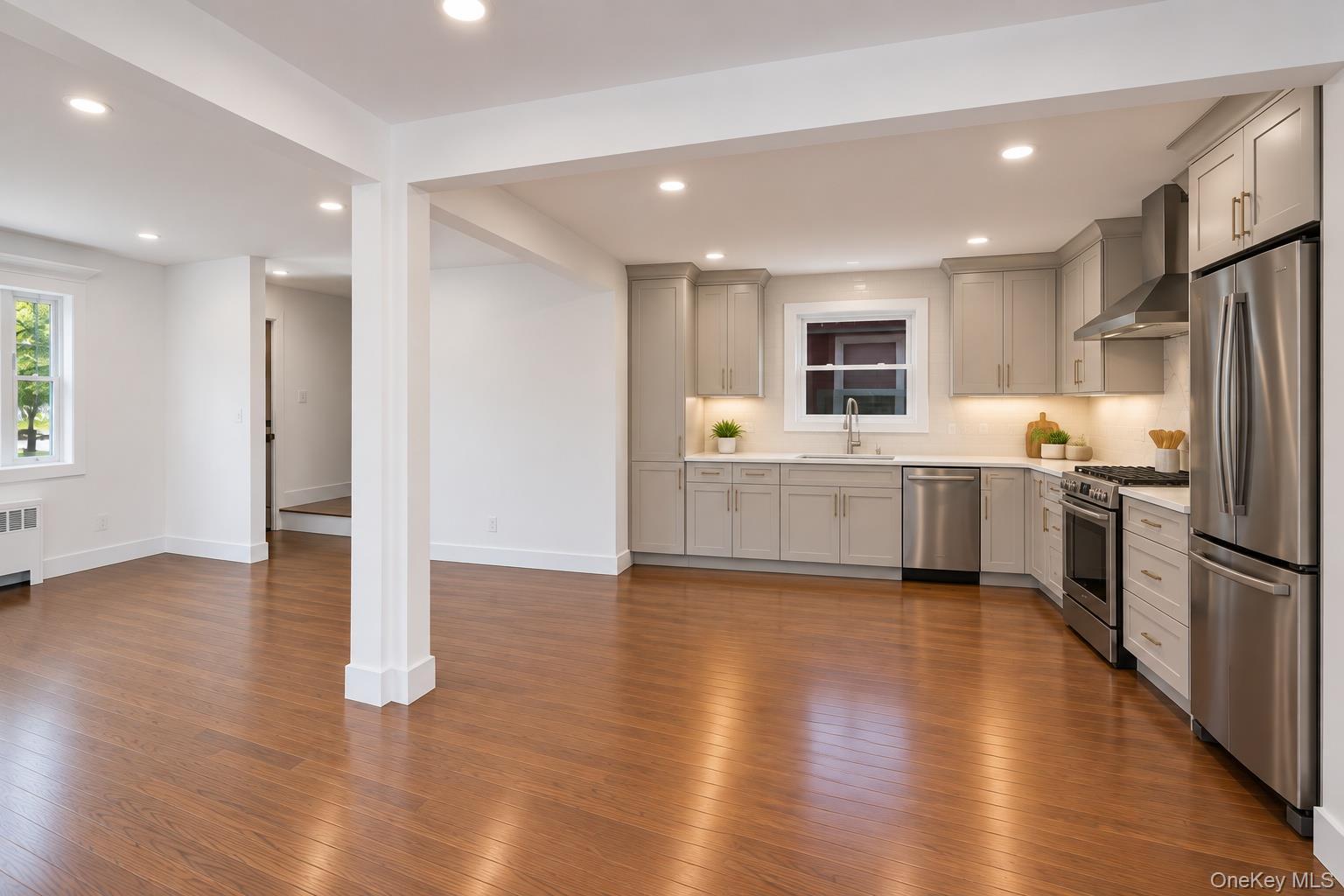 Single Family Neptune Avenue Nassau County, NY 11783, MLS-1049160-22