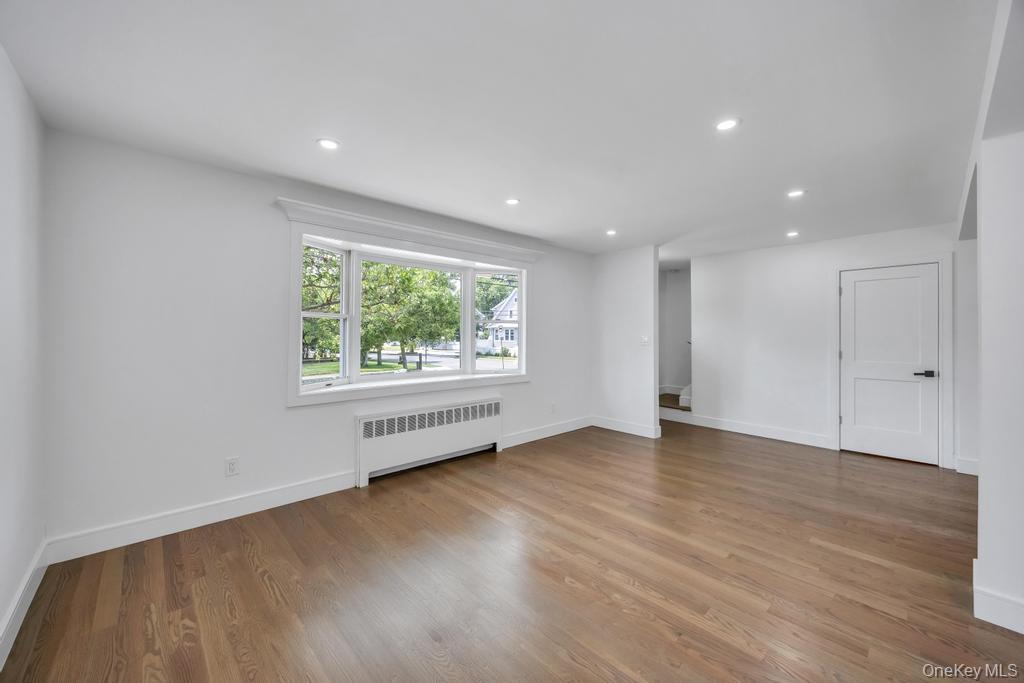 Single Family Neptune Avenue Nassau County, NY 11783, MLS-1049160-23