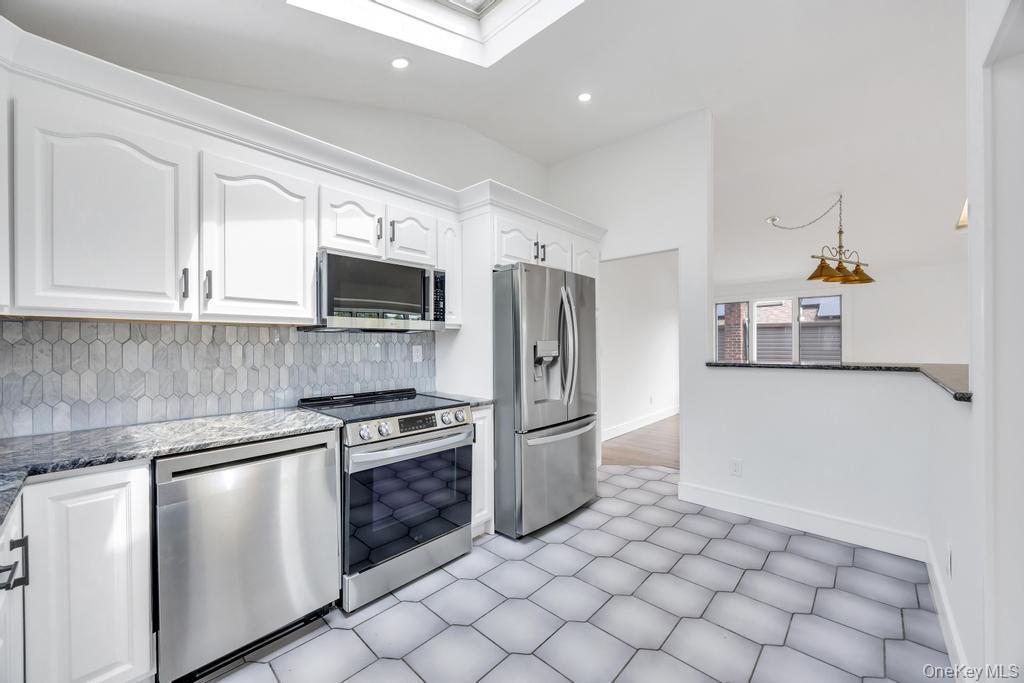 Single Family Neptune Avenue Nassau County, NY 11783, MLS-1049160-5