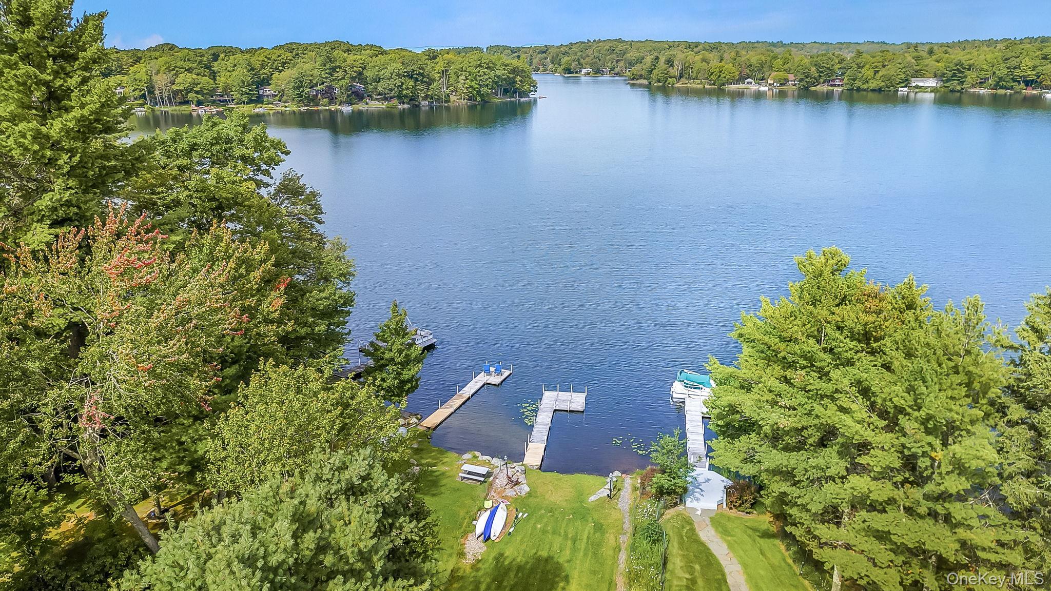 Single Family Lake Shore Drive S  Sullivan County, NY 12775, MLS-1049202-4