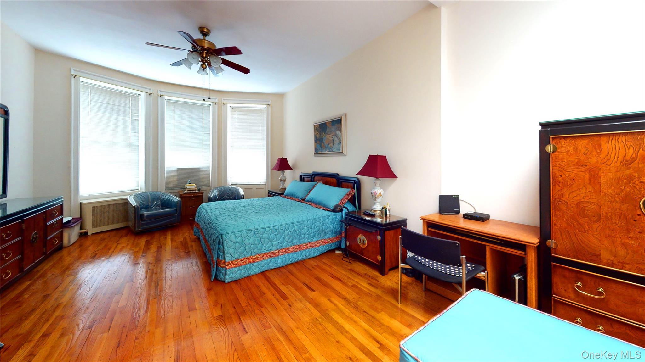 Single Family 145th Street - Th Manhattan, NY 10031, MLS-1049206-9