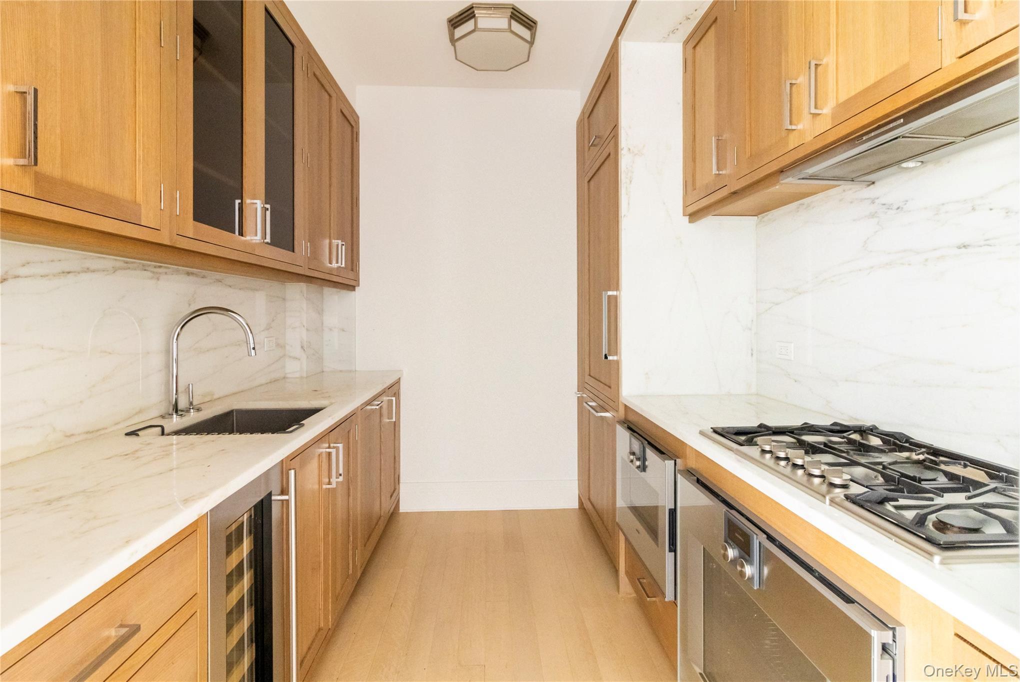 Apartment Park Place Manhattan, NY 10007, MLS-1049209-16