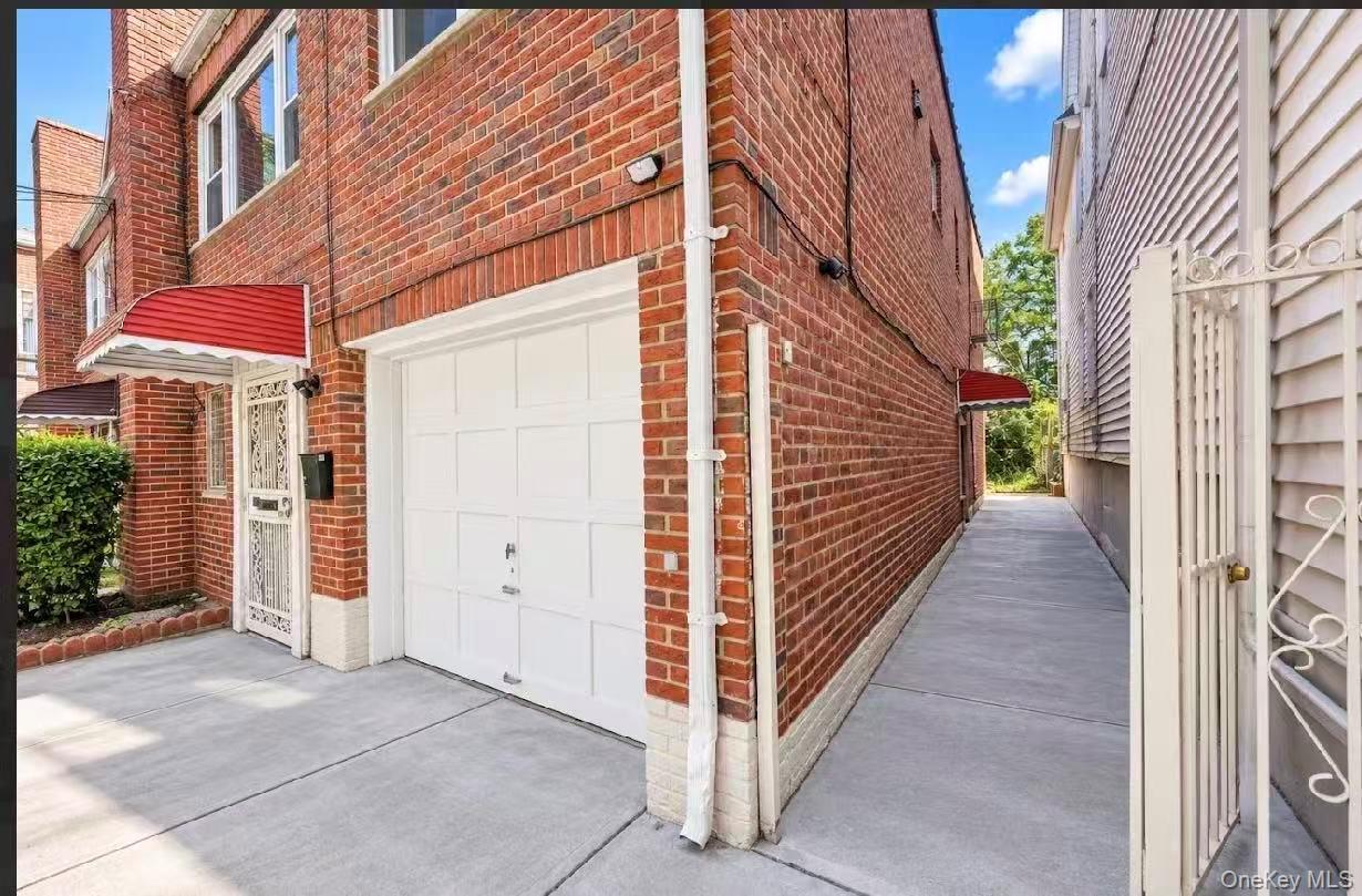 Single Family 52nd Avenue Queens, NY 11373, MLS-1049212-3