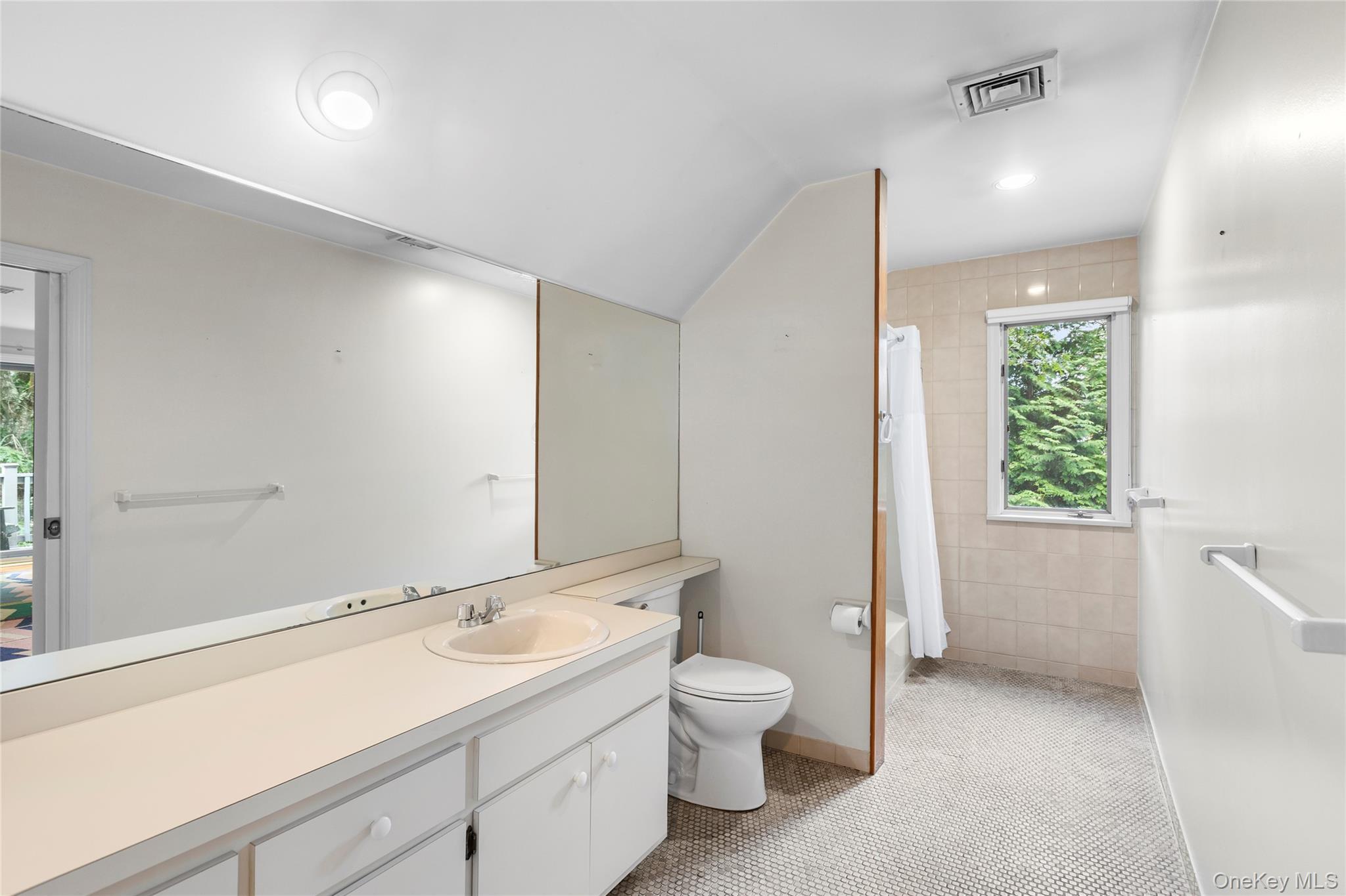 Single Family Montauk Highway  Suffolk County, NY 11968, MLS-1049213-15