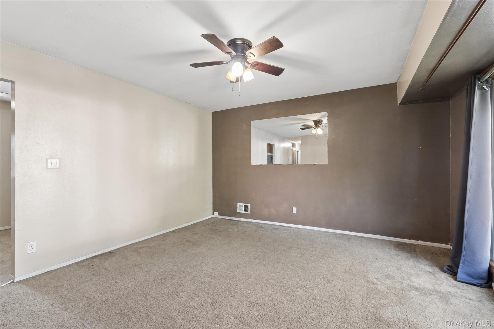 Single Family Connecticut Avenue  Suffolk County, NY 11763, MLS-1049216-10