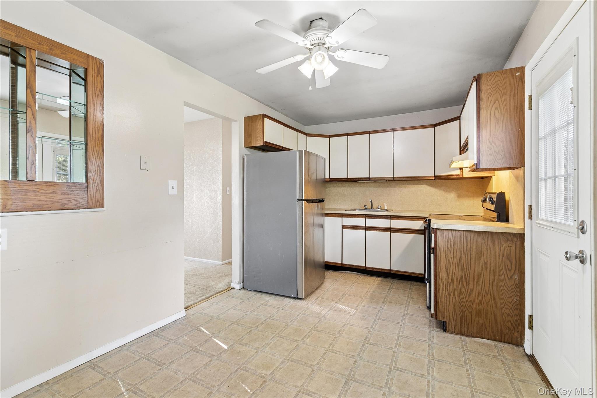 Single Family Connecticut Avenue  Suffolk County, NY 11763, MLS-1049216-5