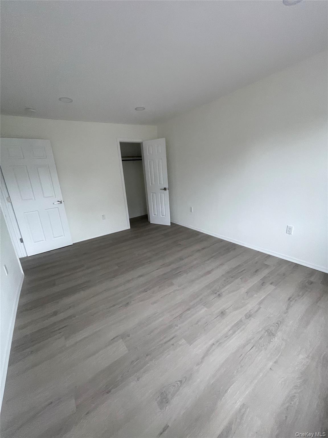 Single Family Knox Street Out Of Area, NY 18706, MLS-1049217-20