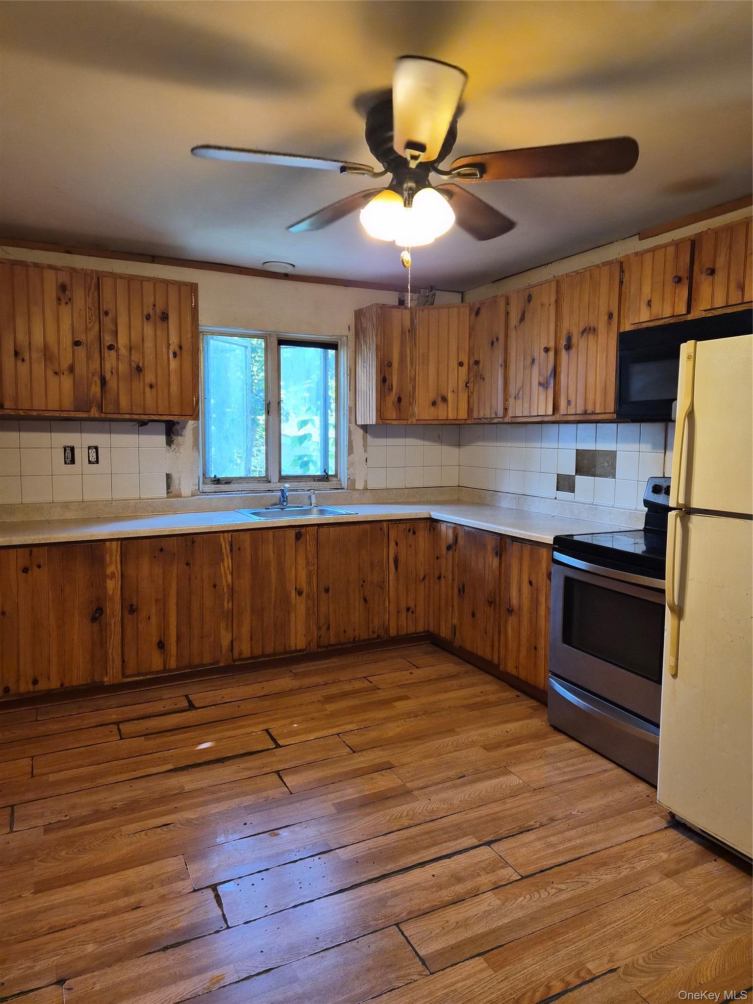 Single Family Cedar Street  Dutchess County, NY 12580, MLS-1049221-7