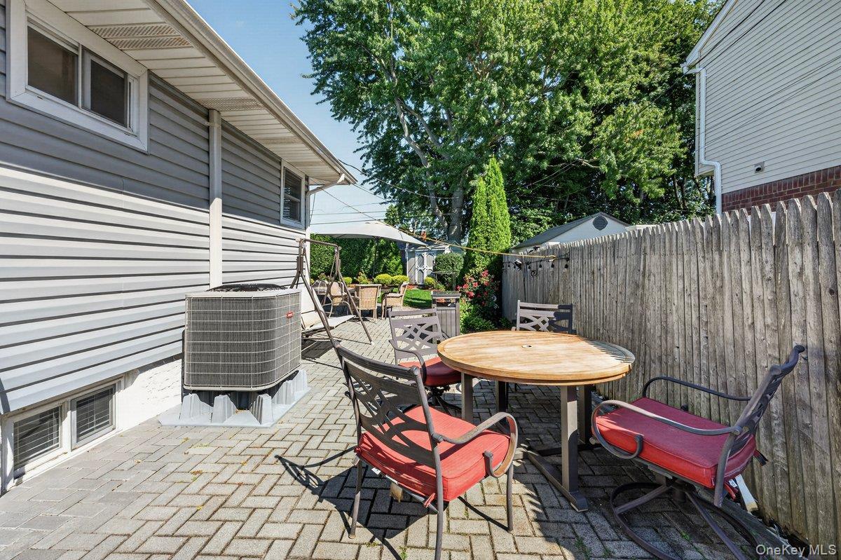 Single Family Burlington Avenue Suffolk County, NY 11729, MLS-1049237-17
