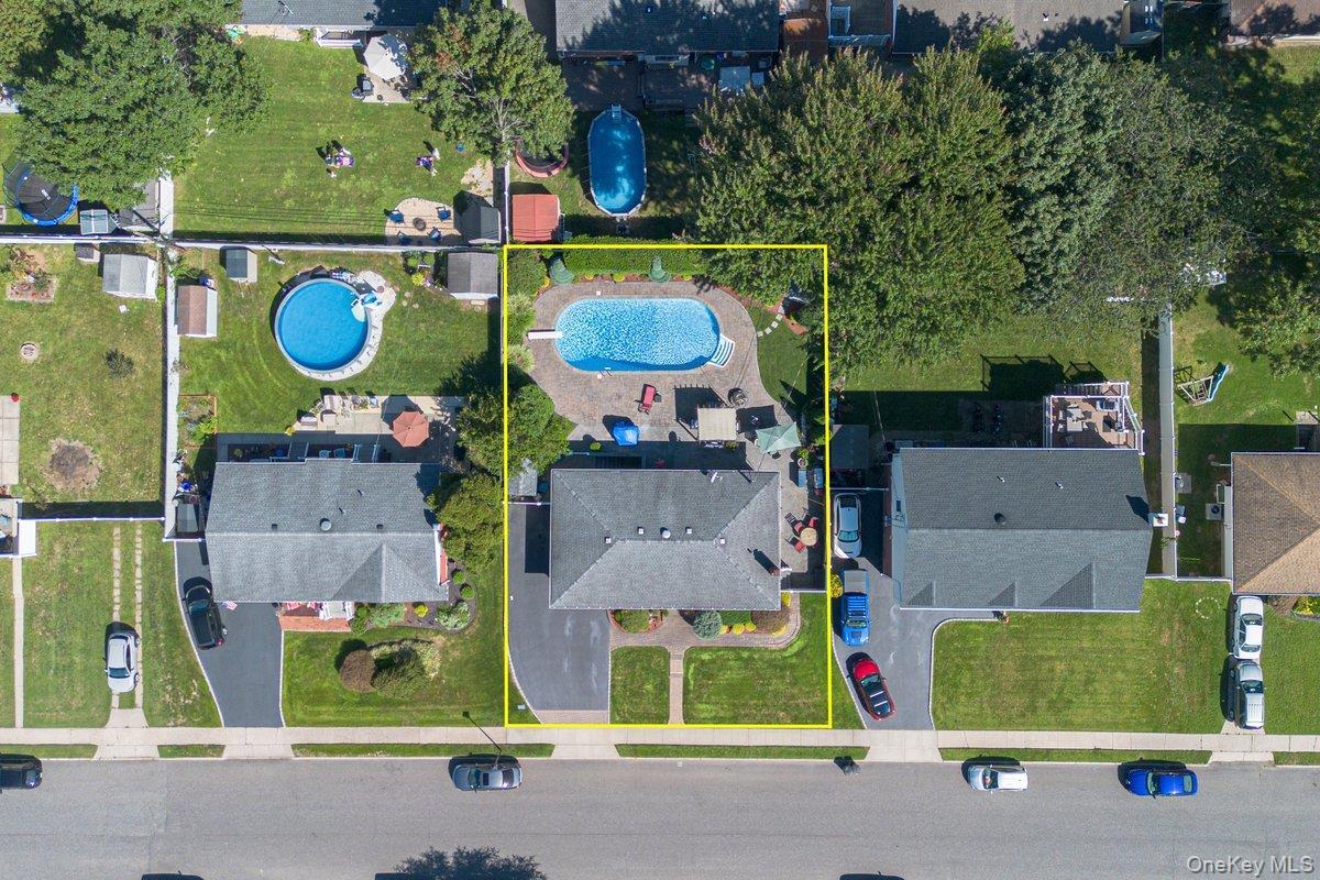 Single Family Burlington Avenue Suffolk County, NY 11729, MLS-1049237-2