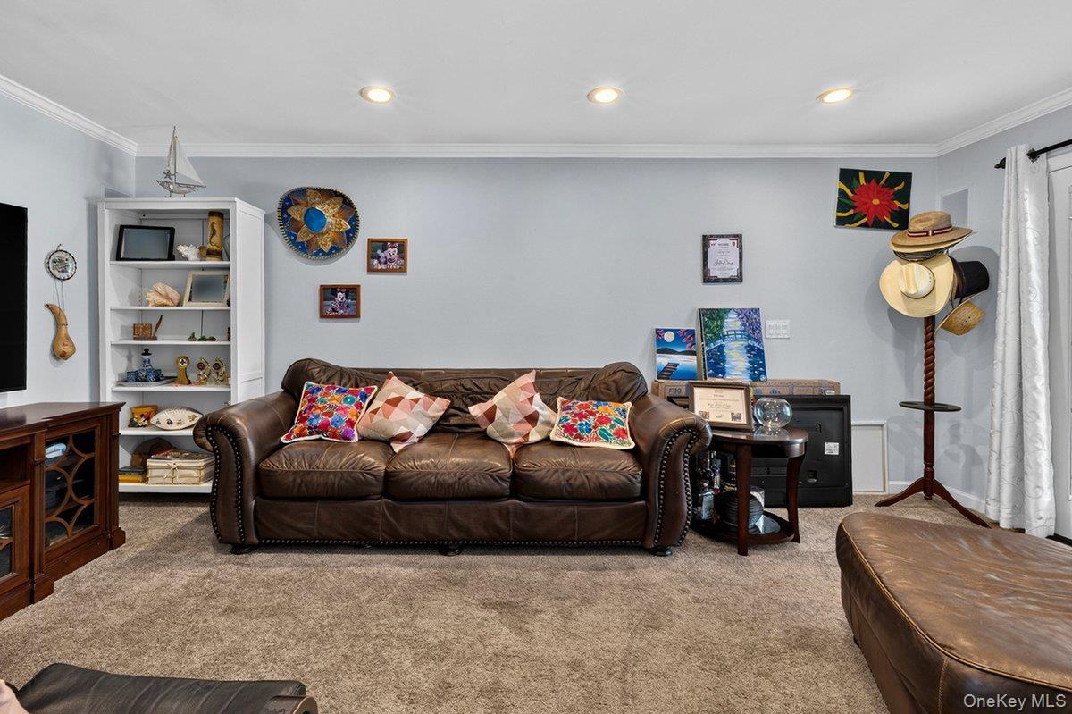 Single Family Burlington Avenue Suffolk County, NY 11729, MLS-1049237-5