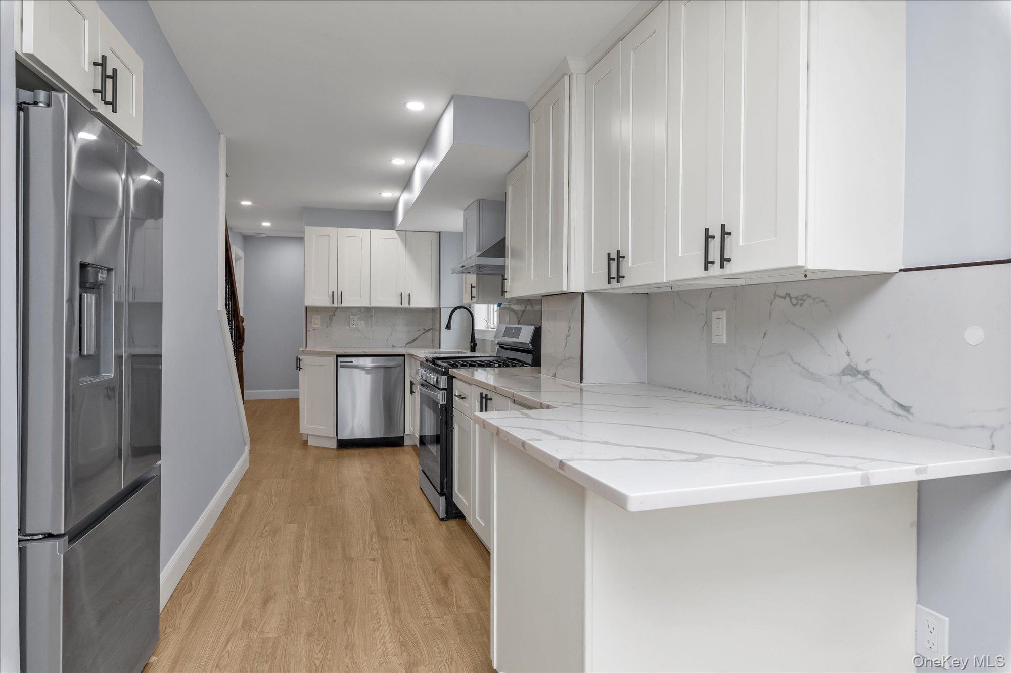 Single Family Davis St Nassau County, NY 11518, MLS-1049242-5