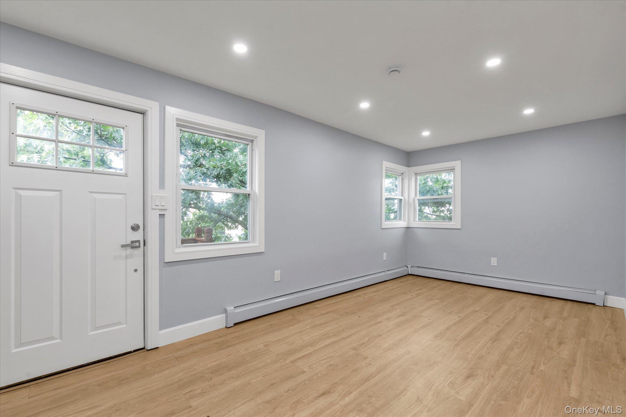 Single Family Davis St Nassau County, NY 11518, MLS-1049242-9