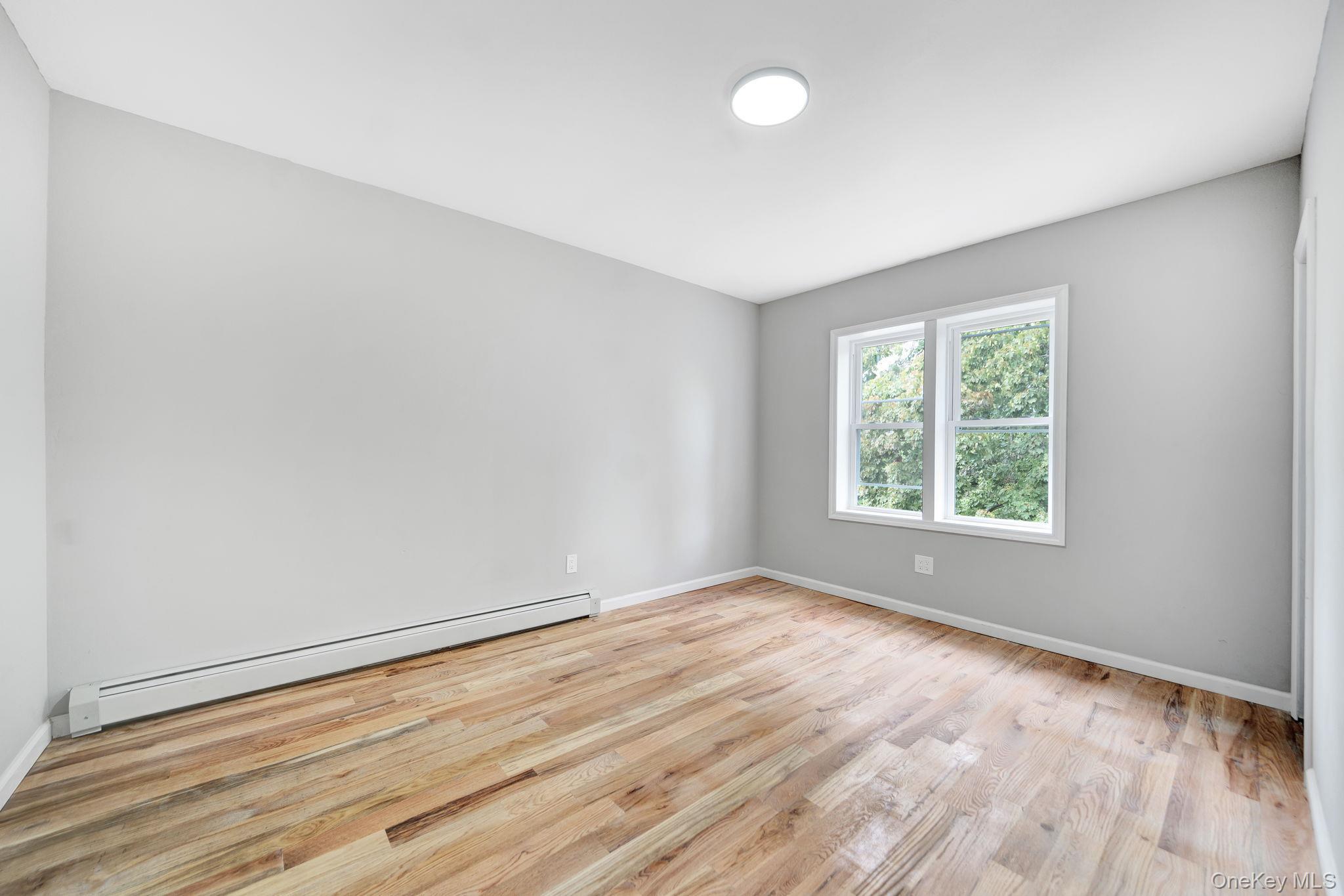 Single Family Edgewood Avenue Queens, NY 11413, MLS-1049246-13