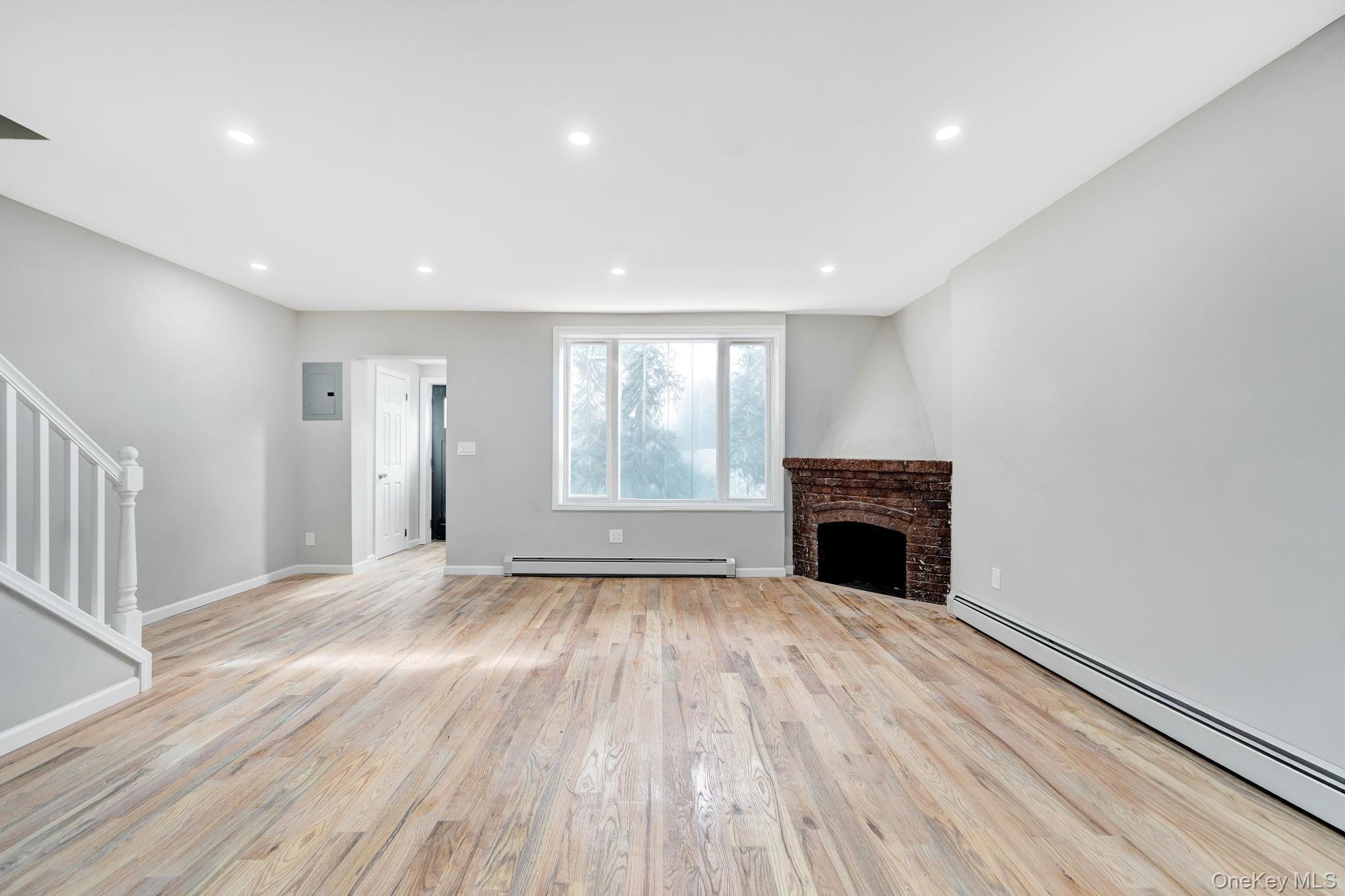Single Family Edgewood Avenue Queens, NY 11413, MLS-1049246-6