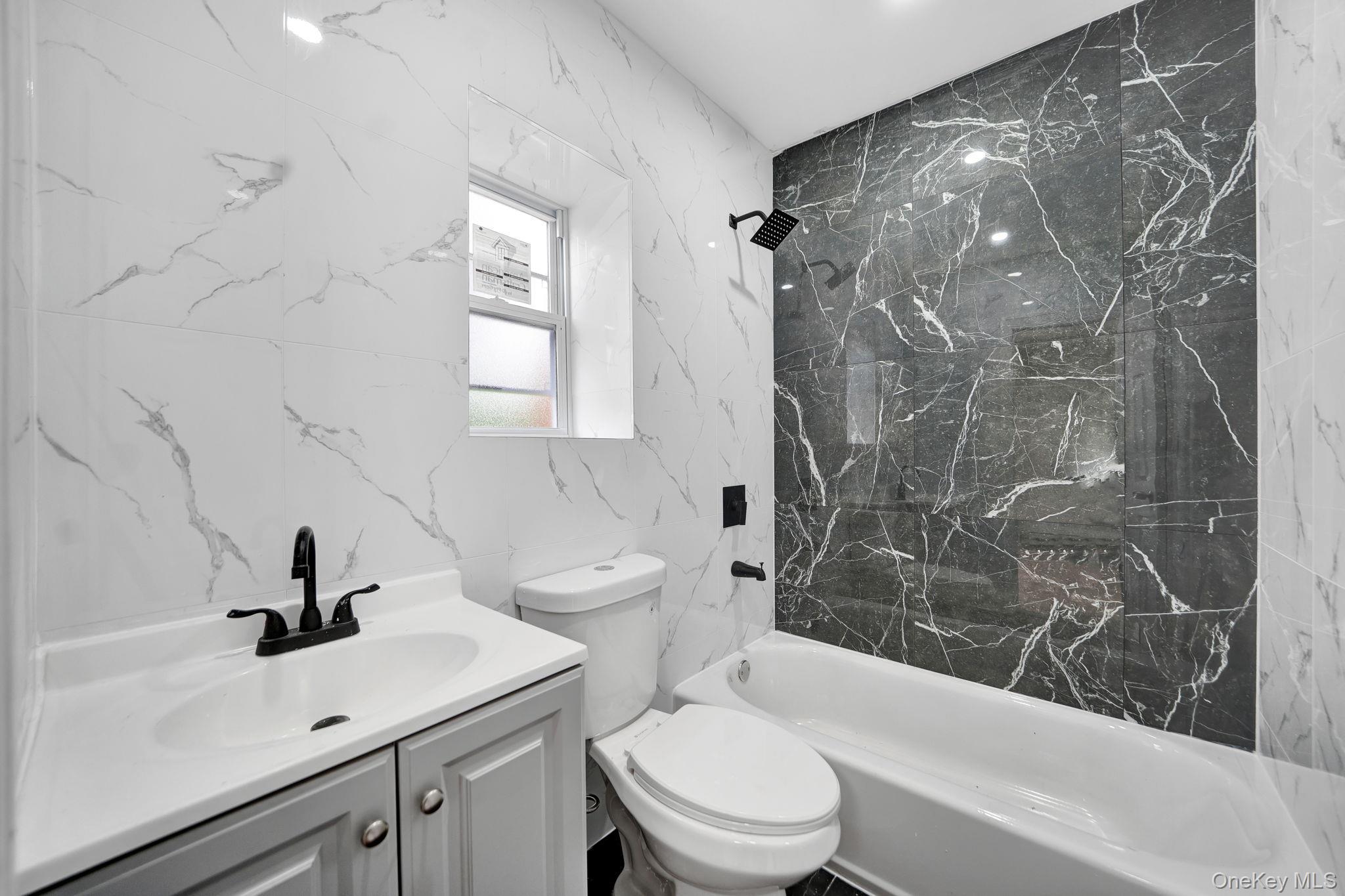 Single Family Edgewood Avenue Queens, NY 11413, MLS-1049246-9
