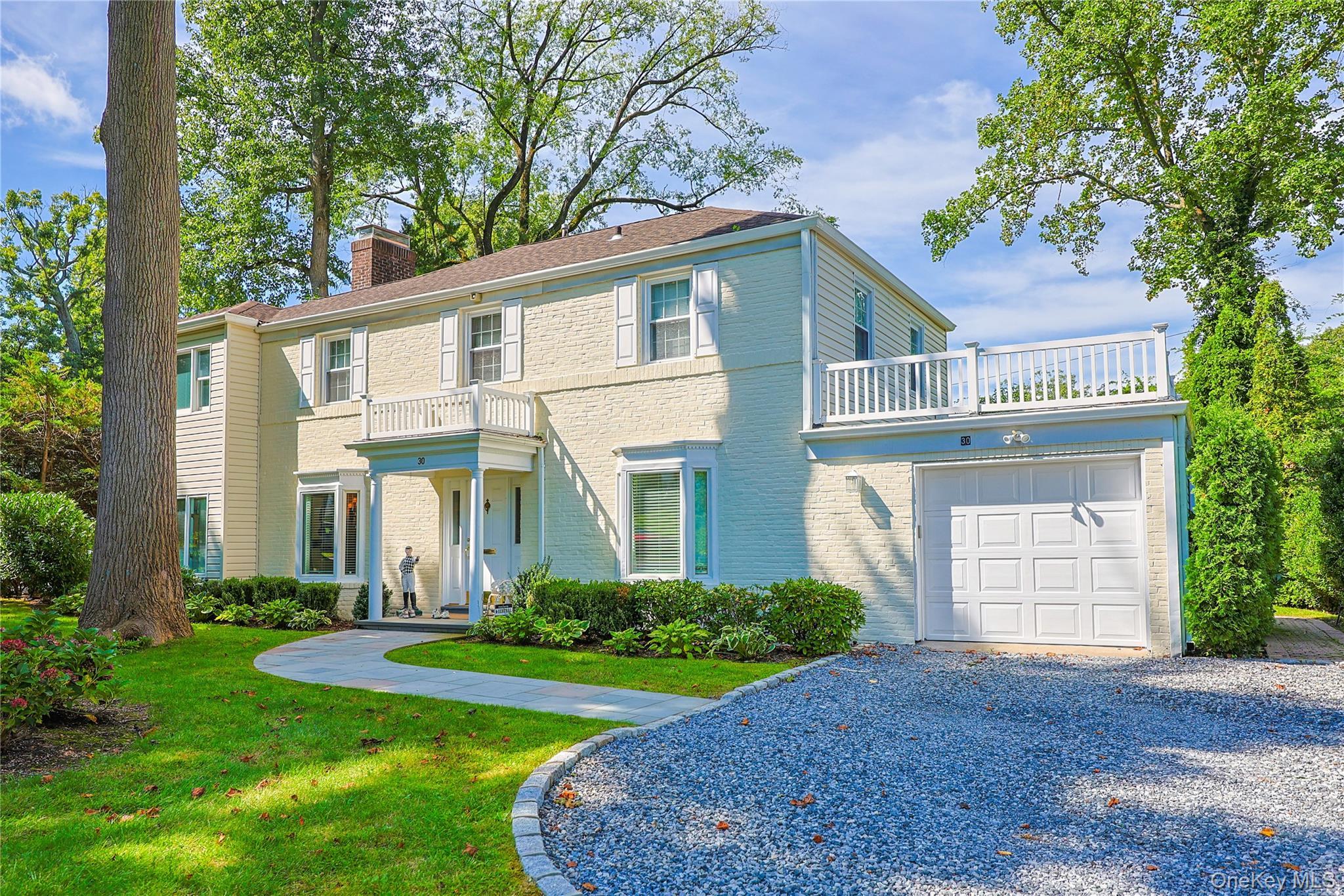 Single Family Old Field Lane Nassau County, NY 11020, MLS-1049250-2