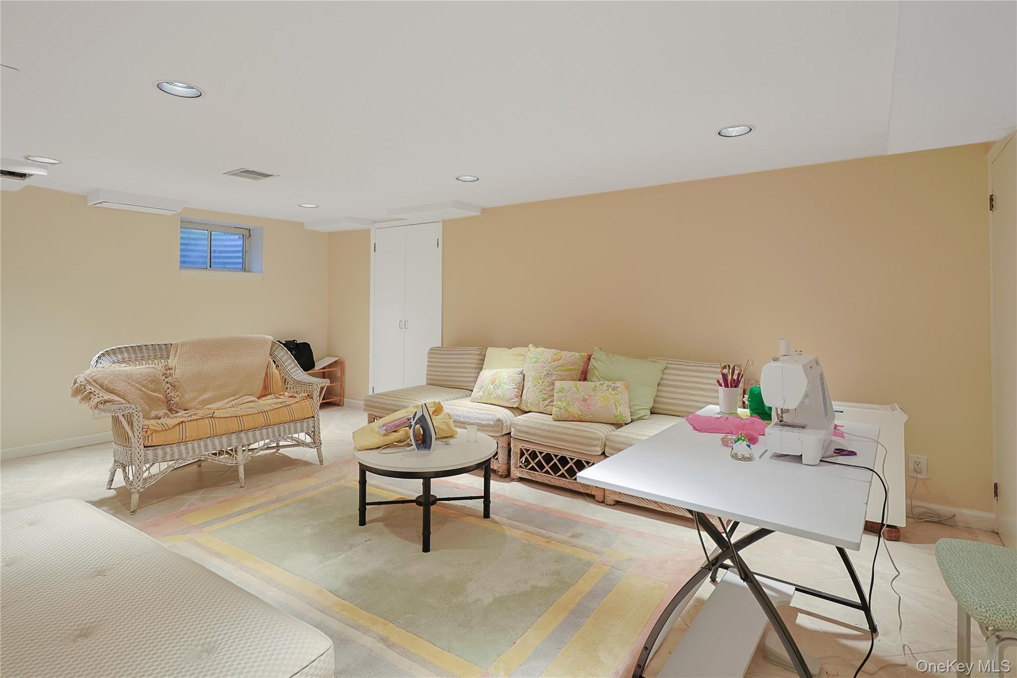 Single Family Old Field Lane Nassau County, NY 11020, MLS-1049250-21