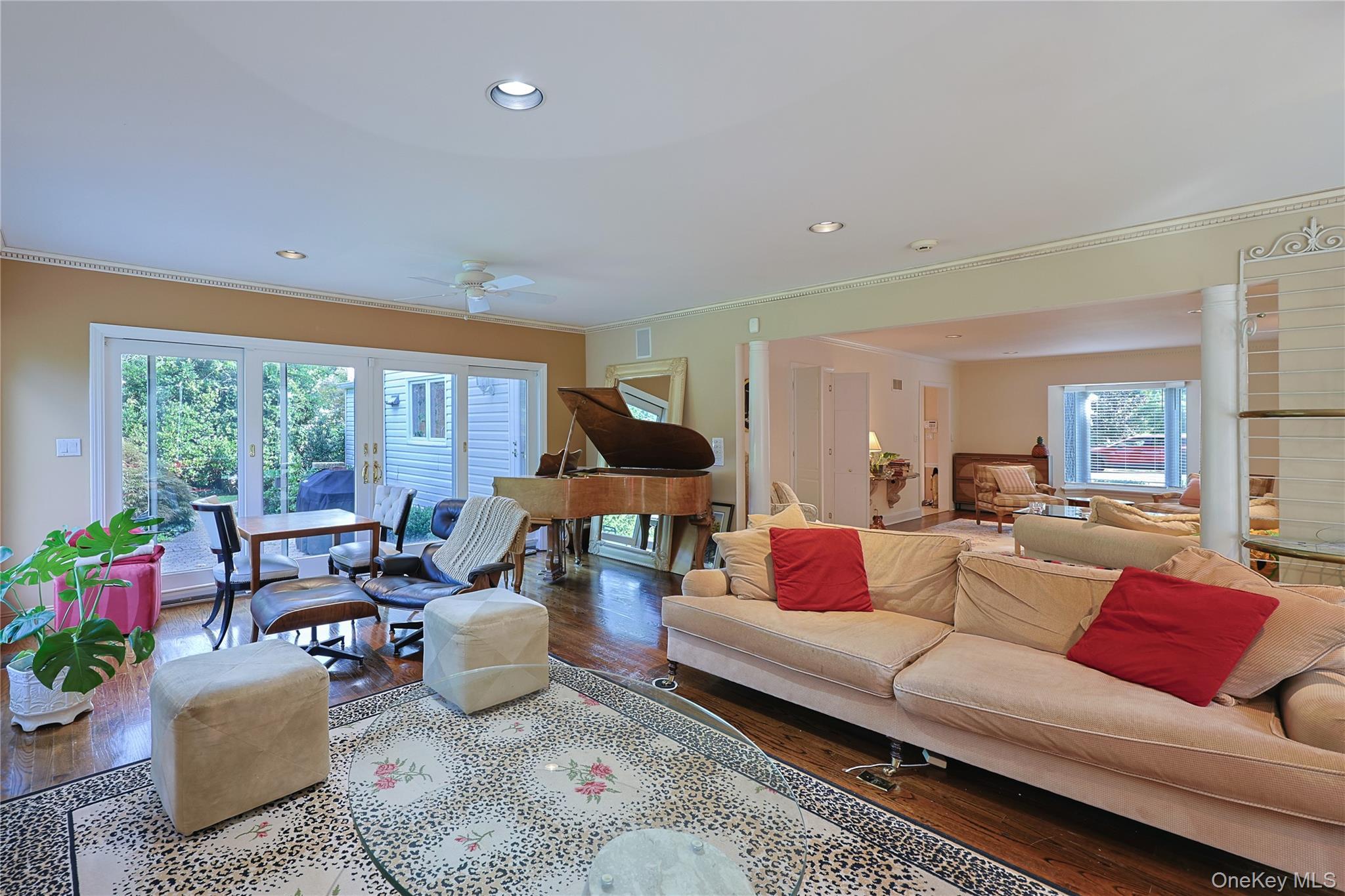 Single Family Old Field Lane Nassau County, NY 11020, MLS-1049250-3