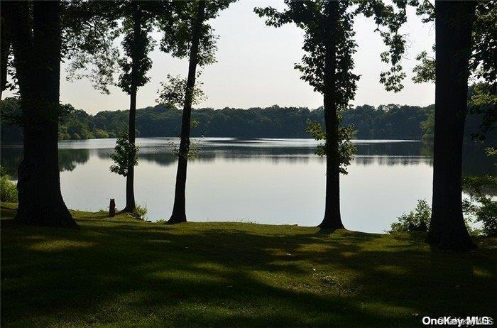 Single Family Old Field Lane Nassau County, NY 11020, MLS-1049250-30