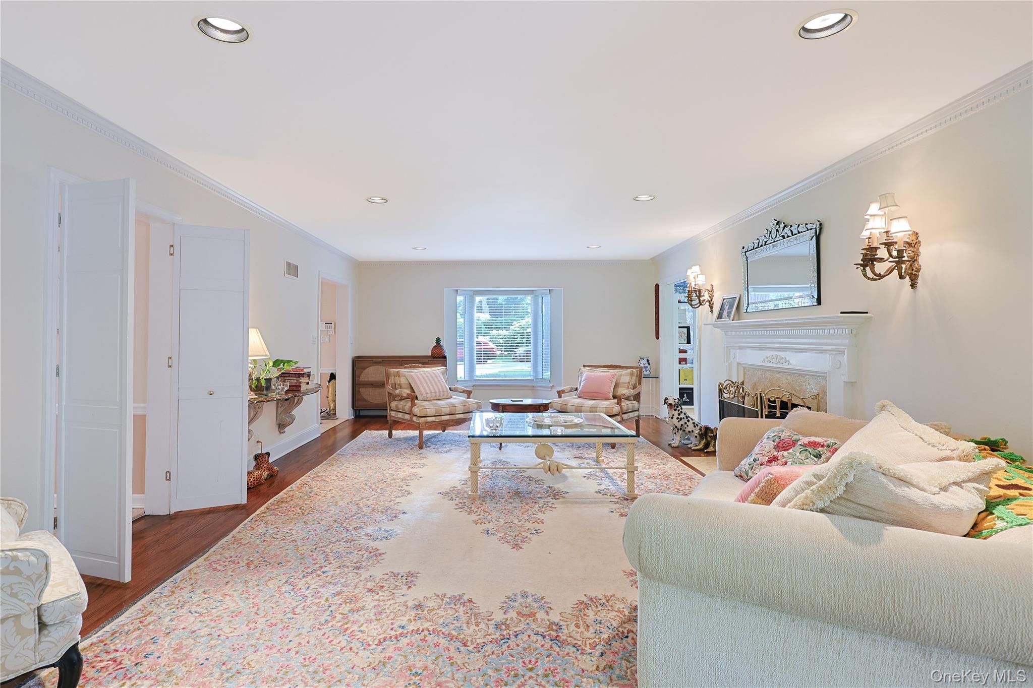 Single Family Old Field Lane Nassau County, NY 11020, MLS-1049250-7