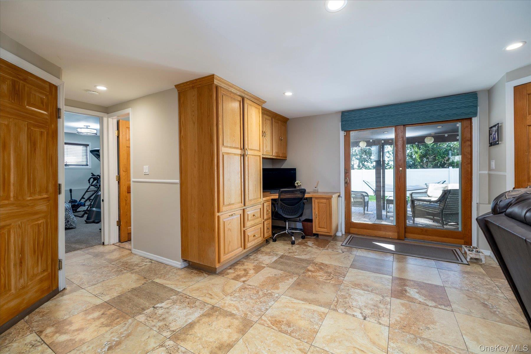 Single Family Links Drive S  Nassau County, NY 11572, MLS-1049253-25