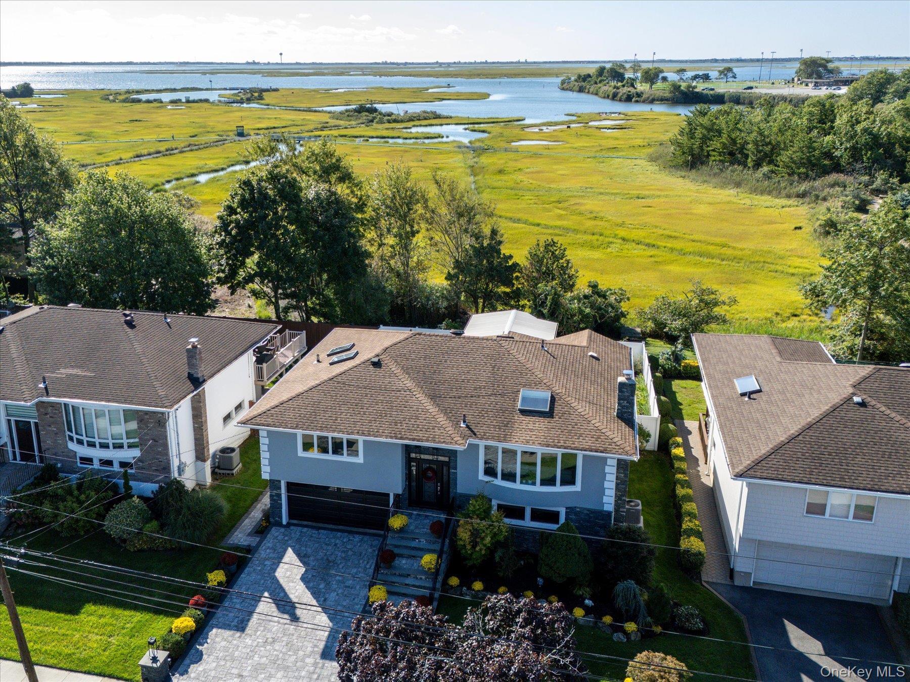 Single Family Links Drive S  Nassau County, NY 11572, MLS-1049253-36
