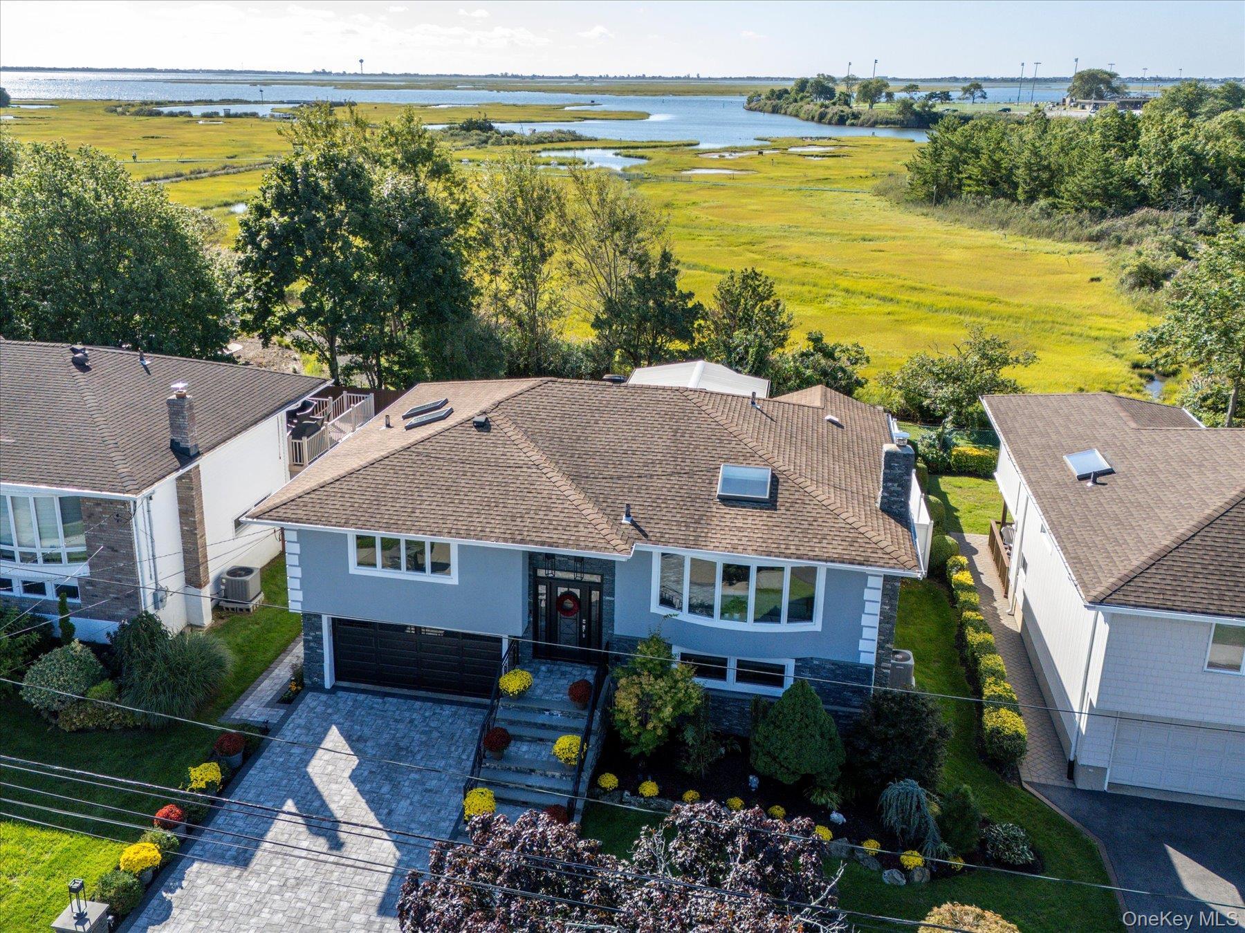 Single Family Links Drive S  Nassau County, NY 11572, MLS-1049253-37