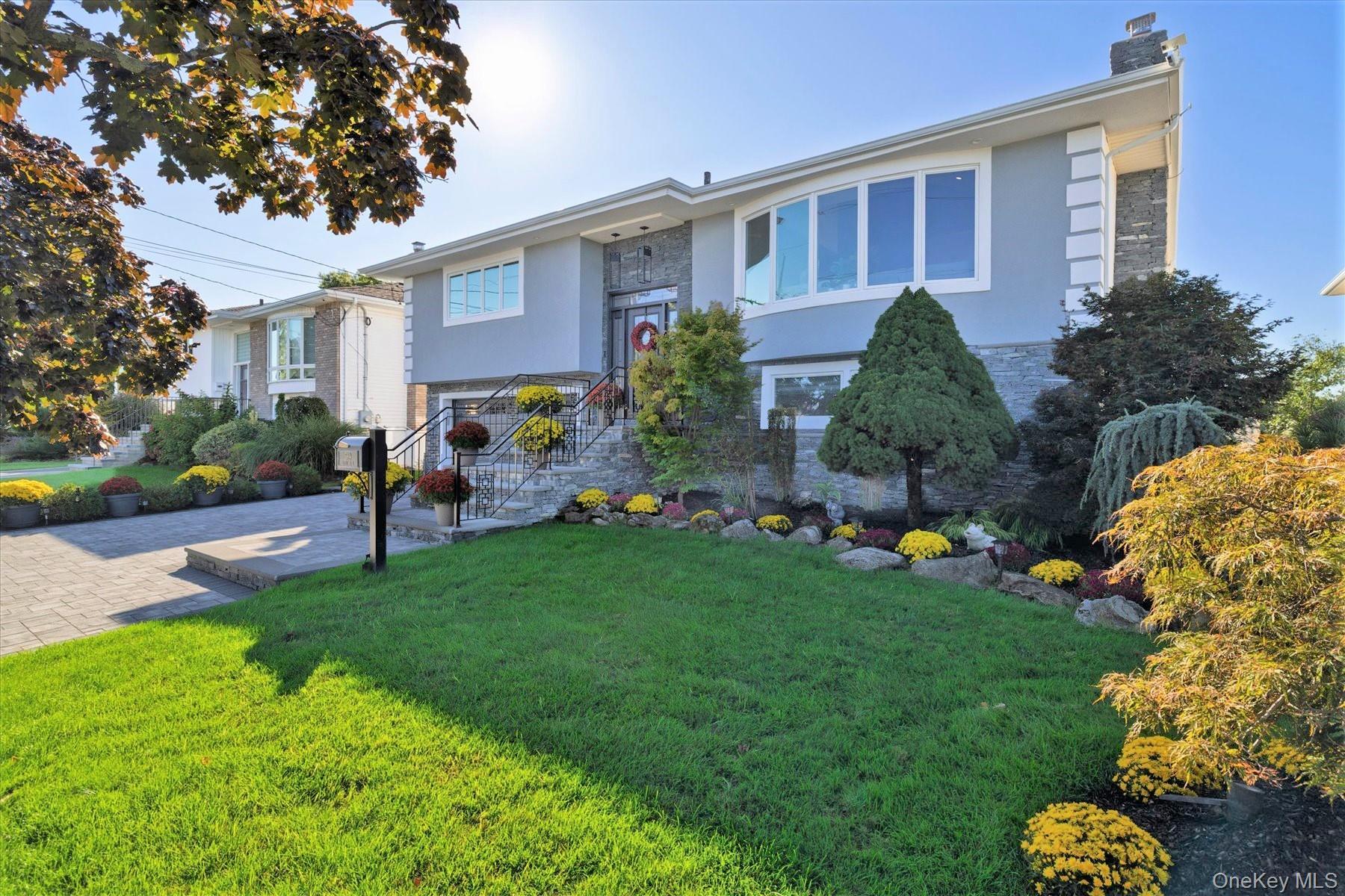 Single Family Links Drive S  Nassau County, NY 11572, MLS-1049253-44